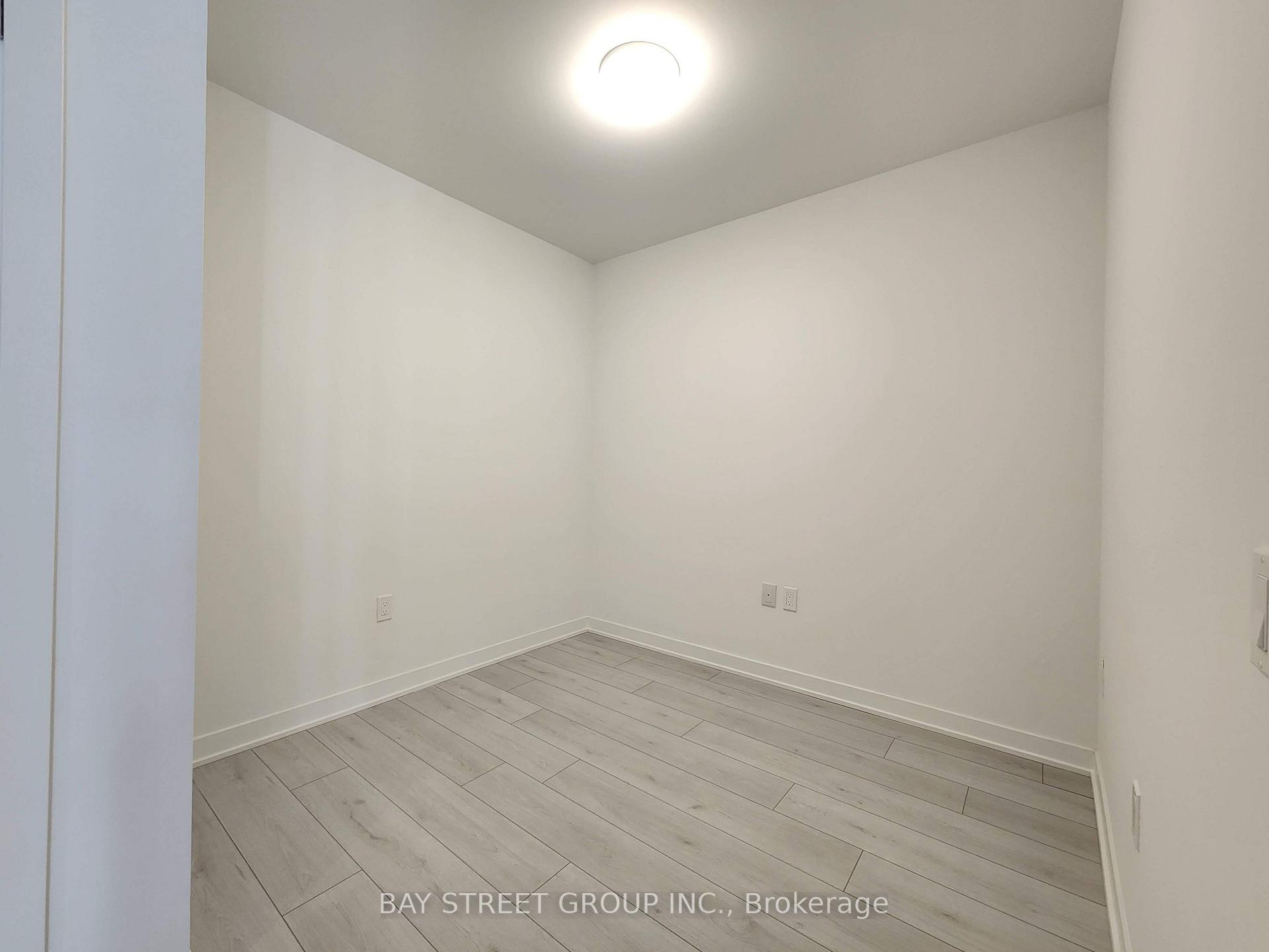 Photo 10 of Unit 521, 395 Dundas Street W, Oakville, Glenorchy — HOMEH