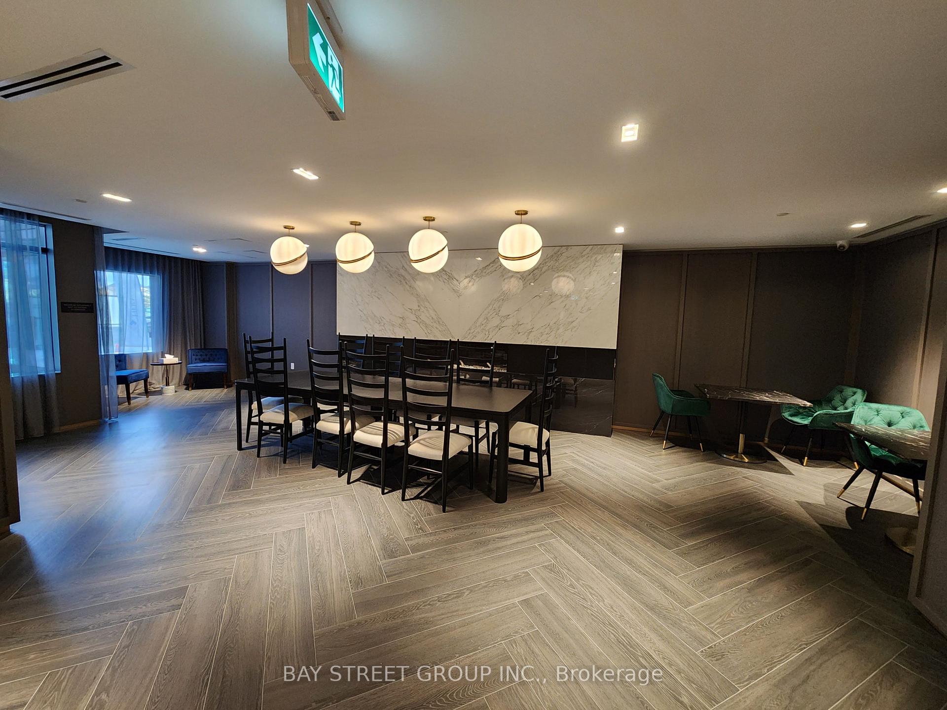 Photo 17 of Unit 521, 395 Dundas Street W, Oakville, Glenorchy — HOMEH