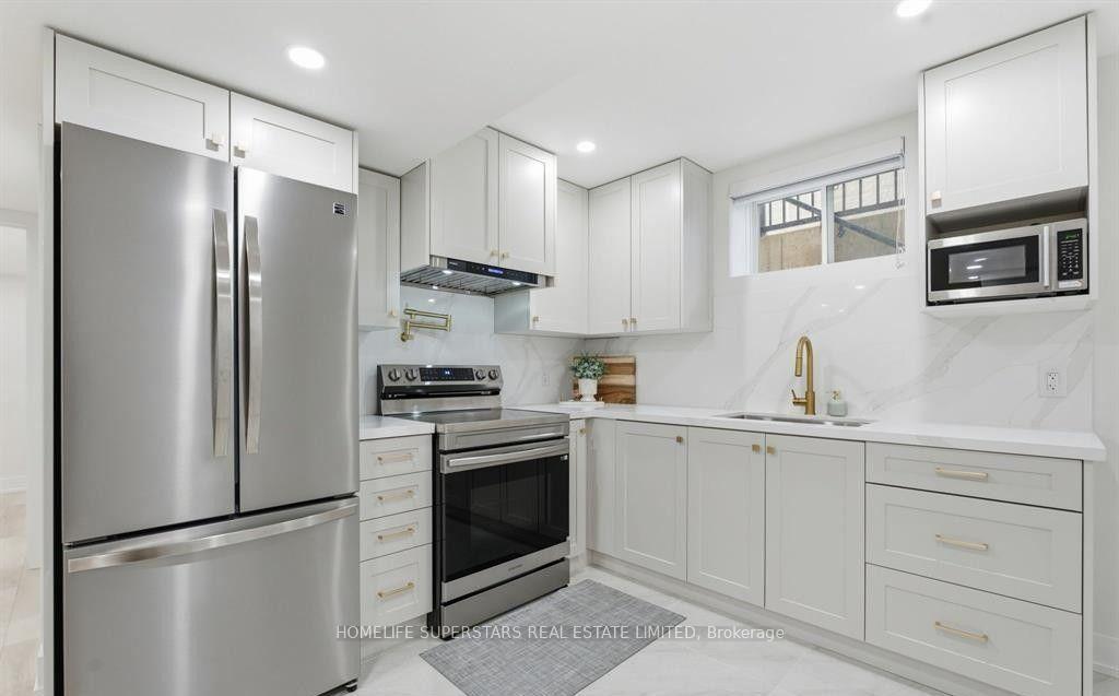 Photo 19 of 7403 Sherrilee Crescent, Niagara Falls, Brown — HOMEH