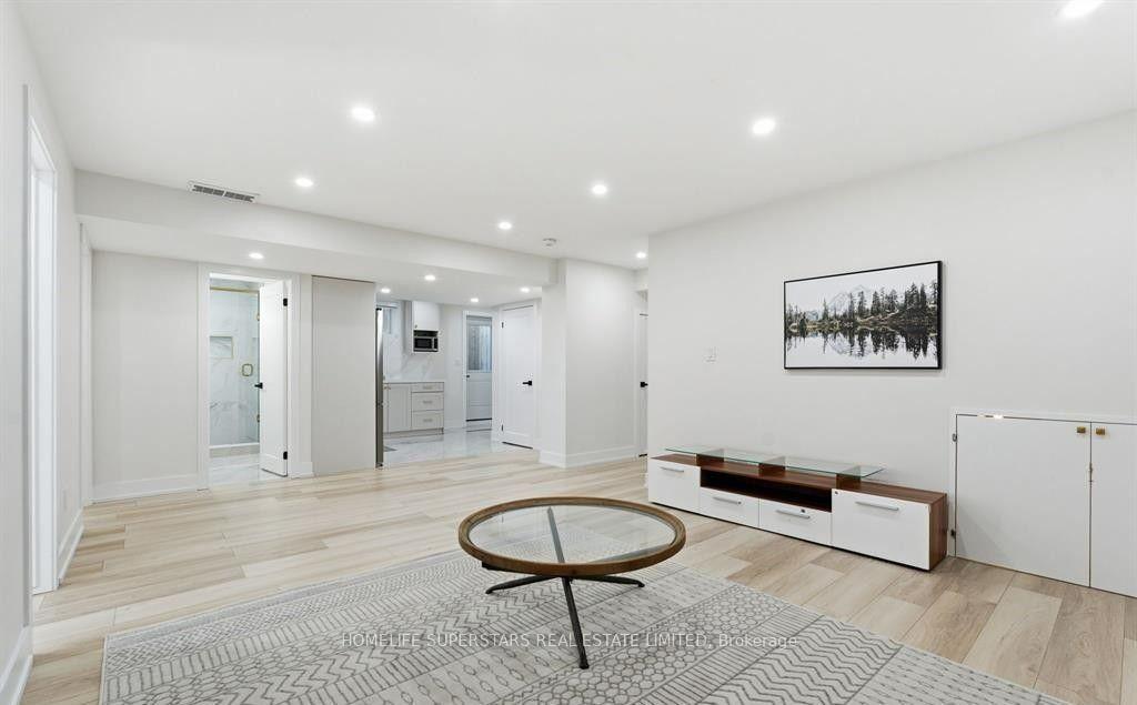 Photo 20 of 7403 Sherrilee Crescent, Niagara Falls, Brown — HOMEH