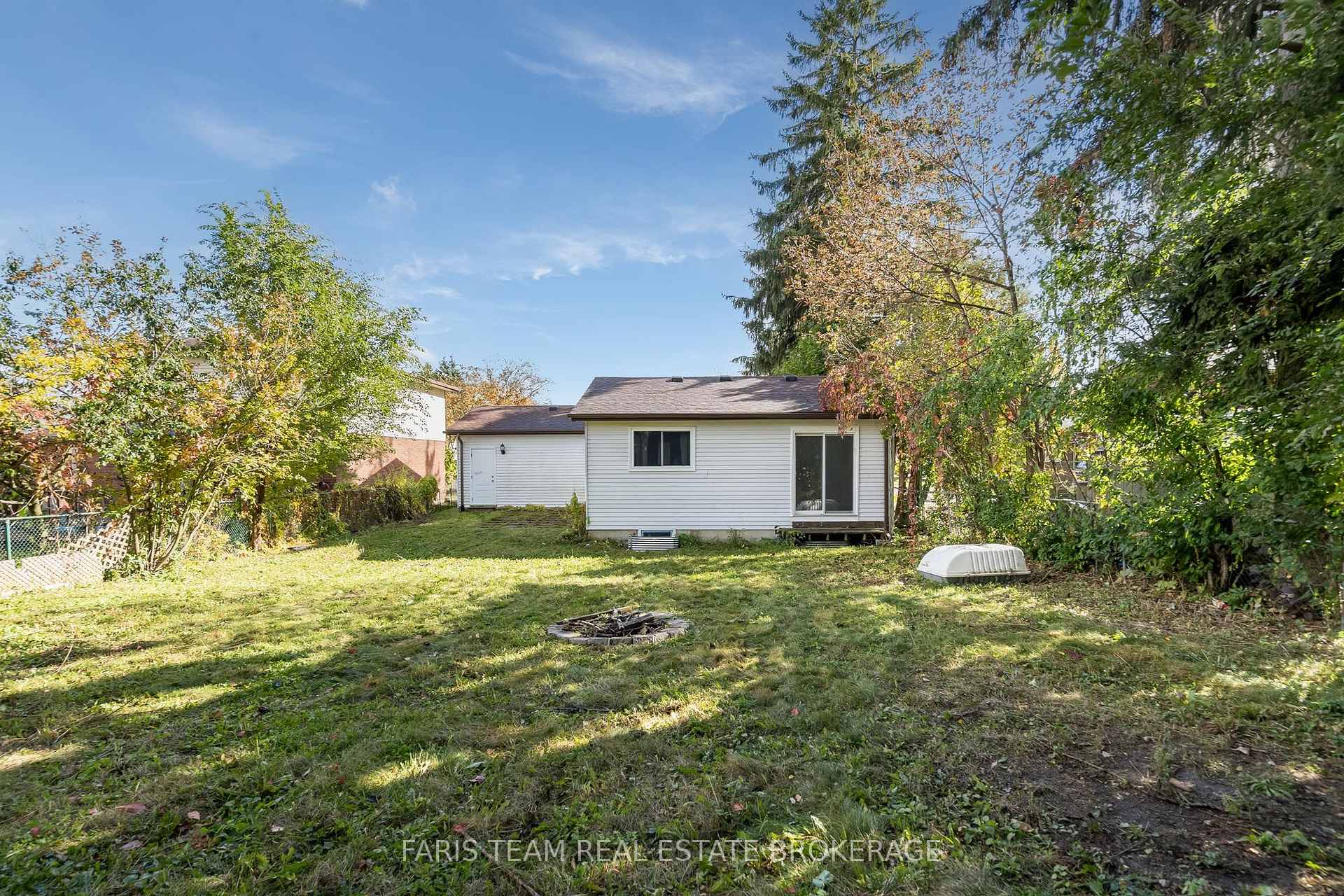 Photo 22 of 97 Janice Drive, Barrie, Sunnidale — HOMEH