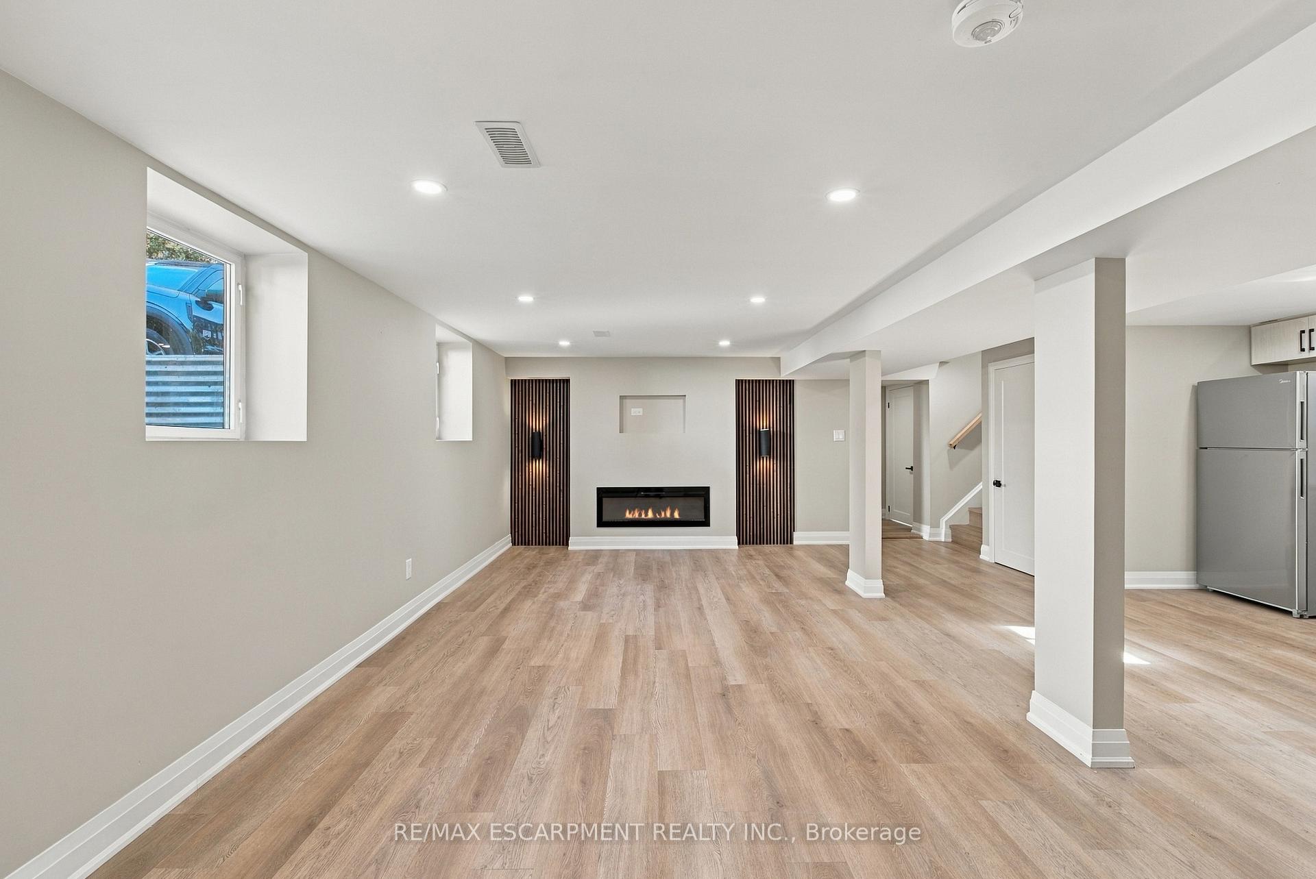 Photo 7 of Unit Lower, 46 Bobolink Road, Hamilton, Bruleville — HOMEH