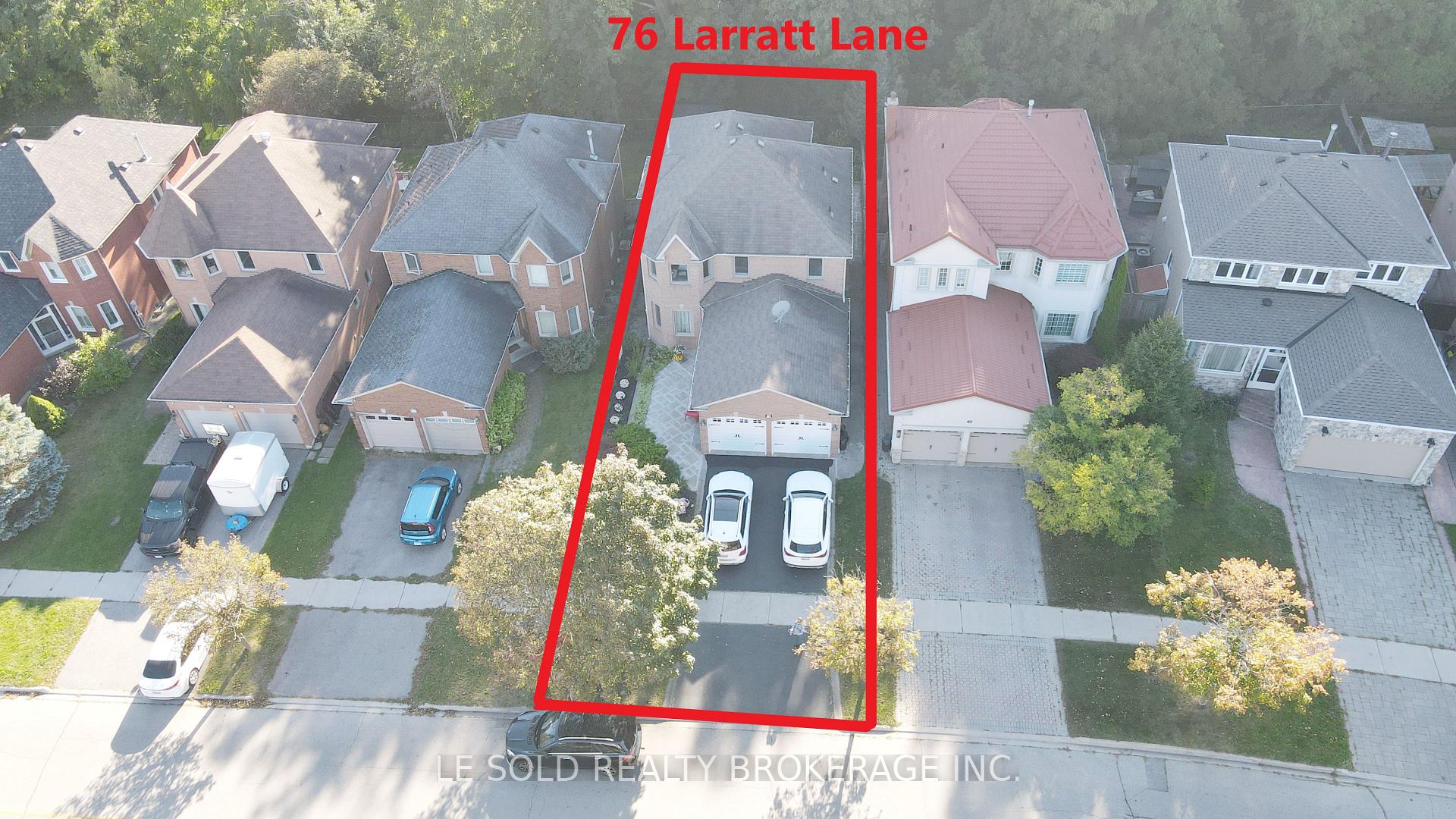 Photo 2 of 76 Larratt Lane, Richmond Hill, Westbrook — HOMEH