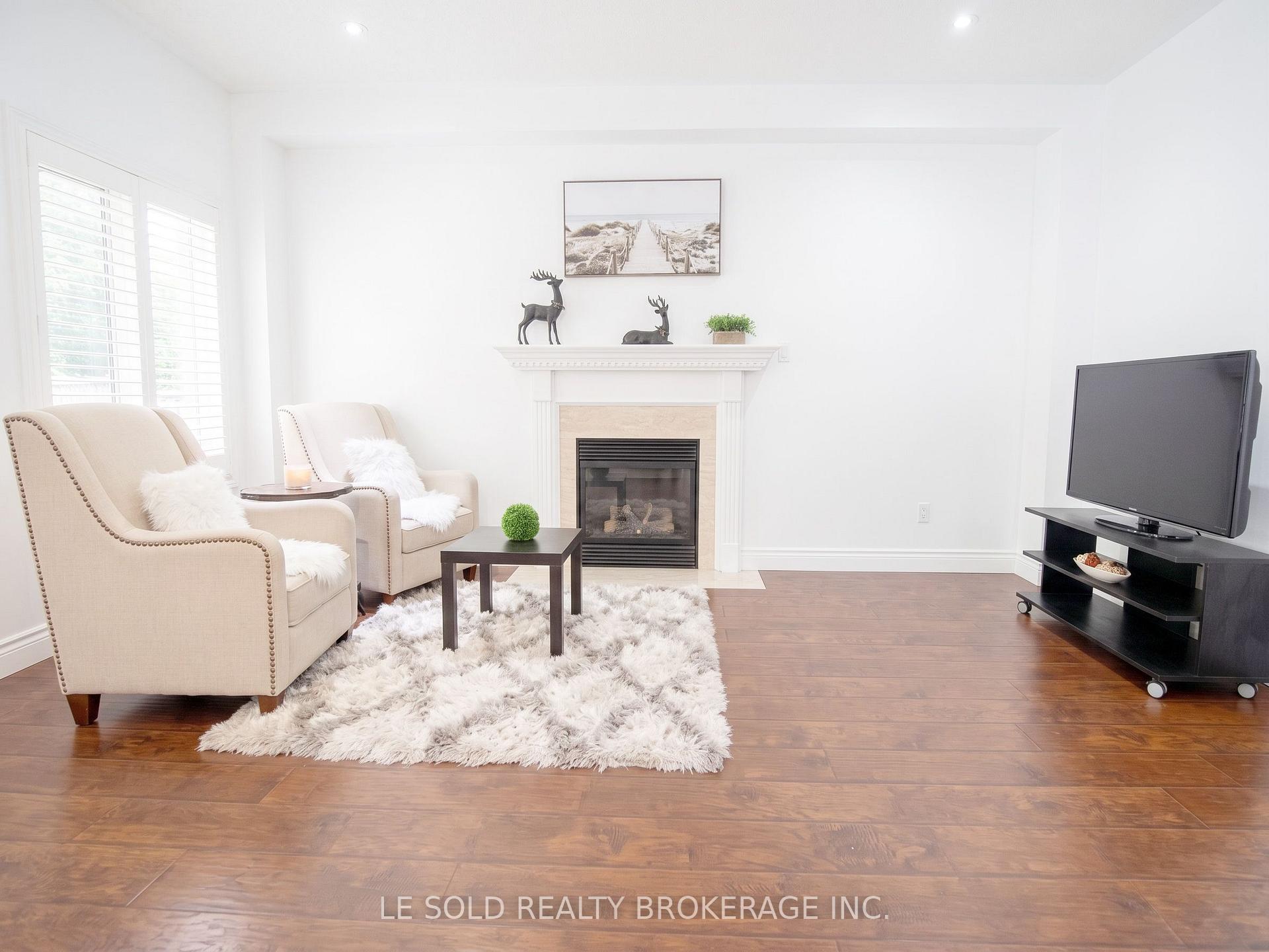 Photo 8 of 76 Larratt Lane, Richmond Hill, Westbrook — HOMEH