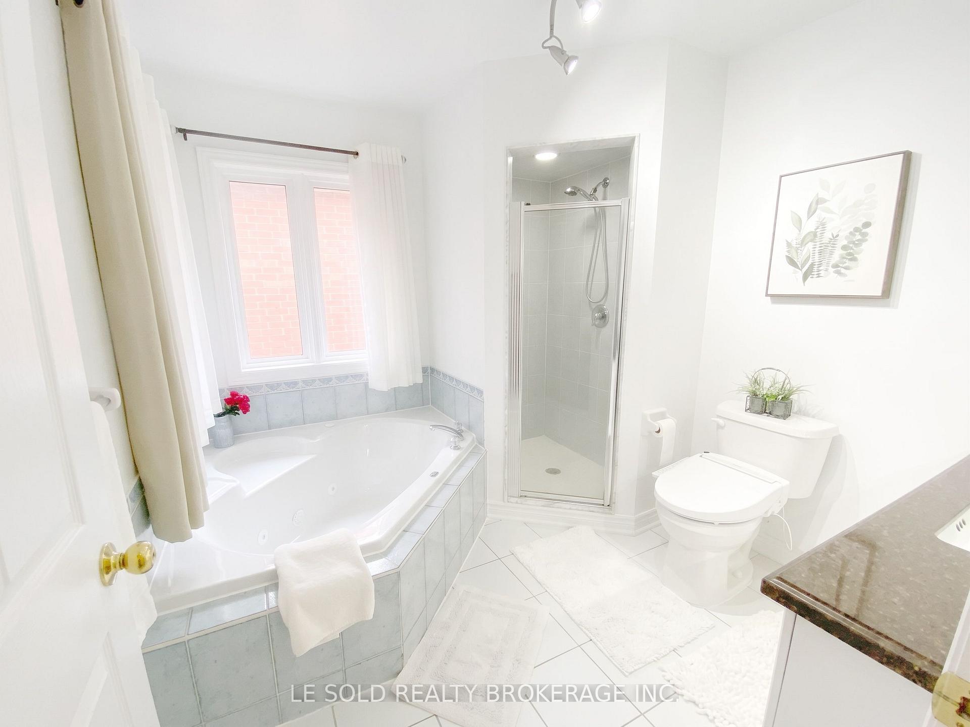 Photo 18 of 76 Larratt Lane, Richmond Hill, Westbrook — HOMEH
