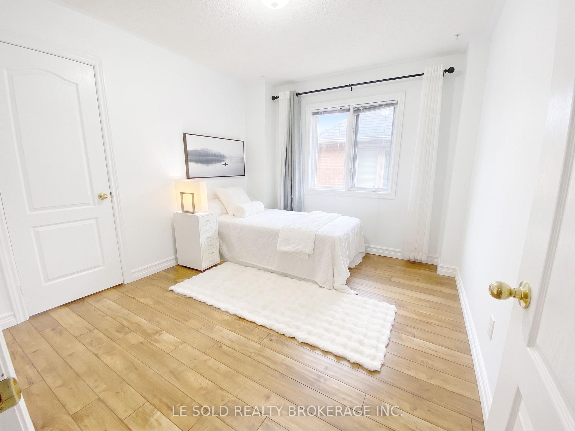 Photo 22 of 76 Larratt Lane, Richmond Hill, Westbrook — HOMEH
