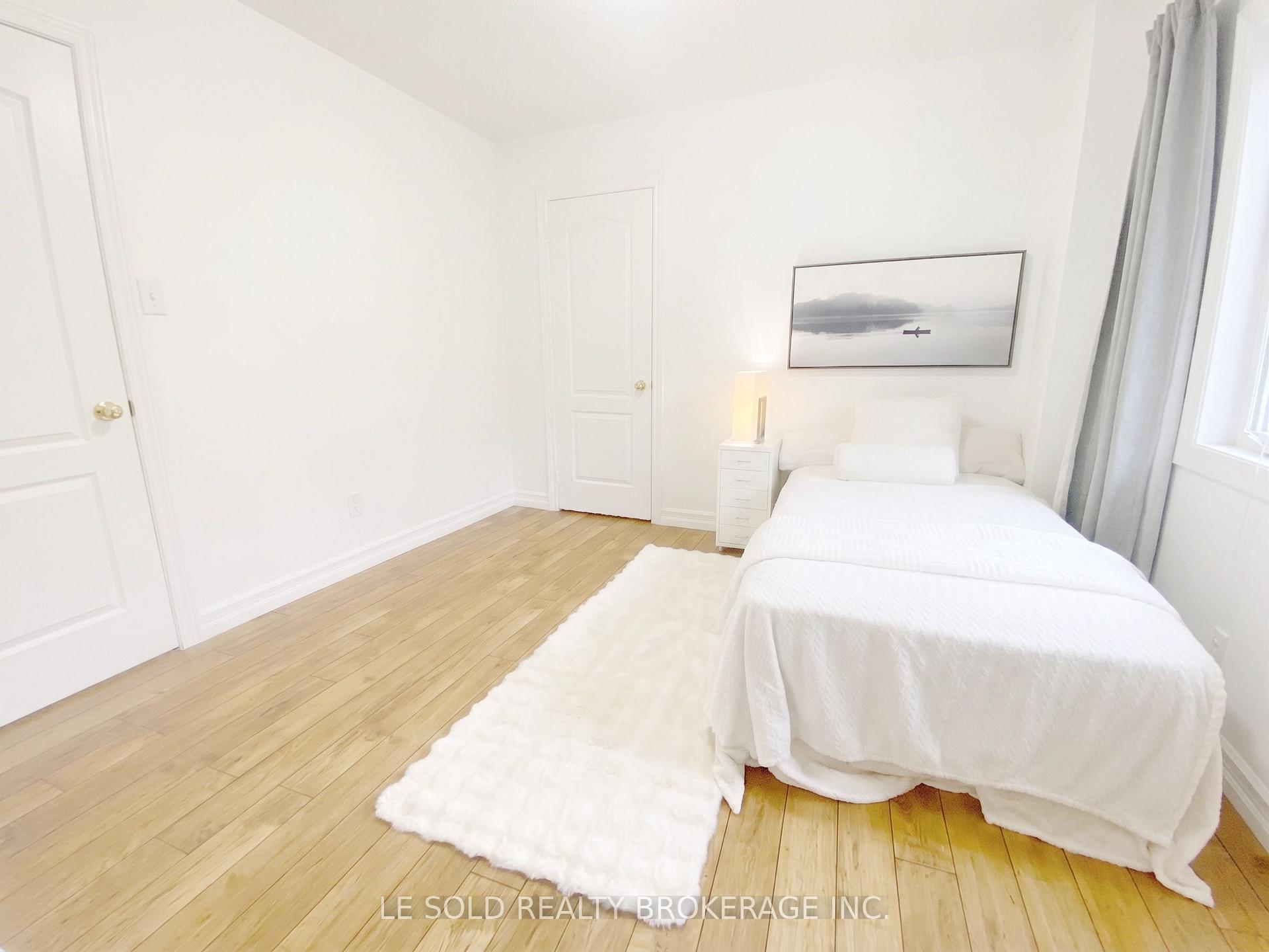 Photo 23 of 76 Larratt Lane, Richmond Hill, Westbrook — HOMEH