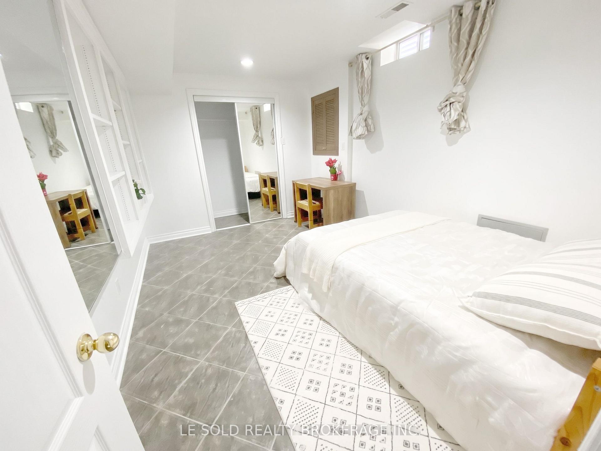 Photo 36 of 76 Larratt Lane, Richmond Hill, Westbrook — HOMEH