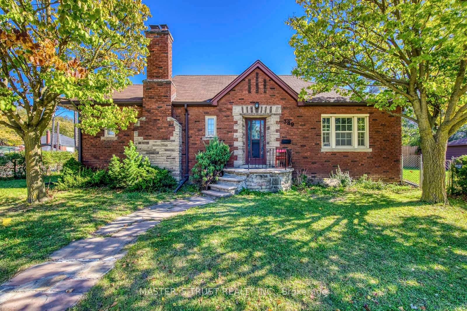 Photo 1 of 389 Lawrence Avenue W, Toronto, Bedford Park-Nortown — HOMEH