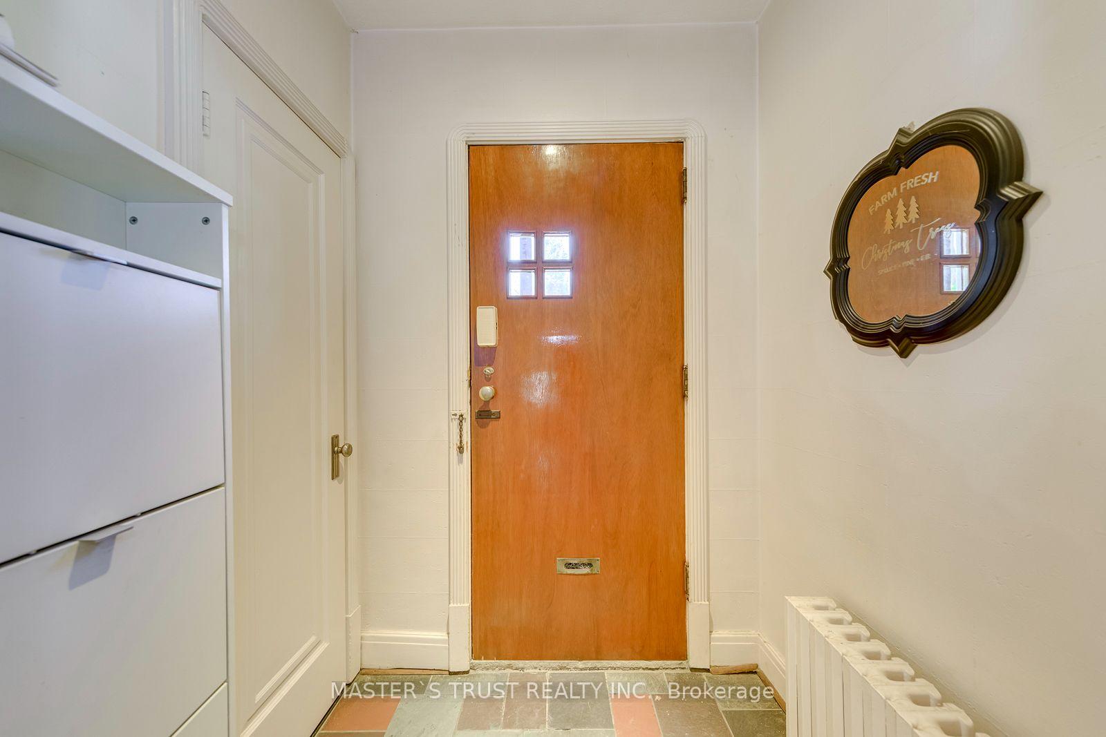 Photo 5 of 389 Lawrence Avenue W, Toronto, Bedford Park-Nortown — HOMEH