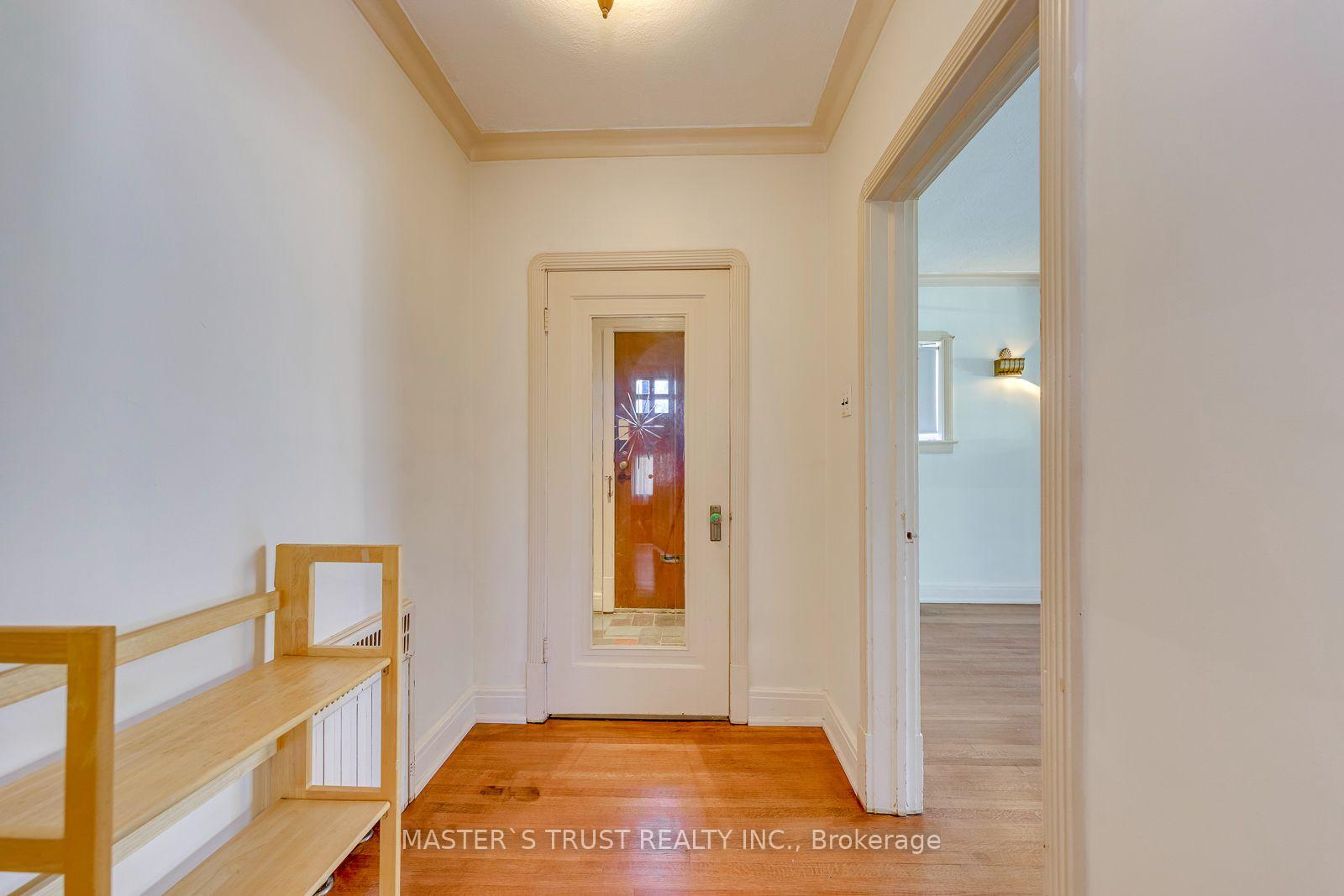 Photo 6 of 389 Lawrence Avenue W, Toronto, Bedford Park-Nortown — HOMEH