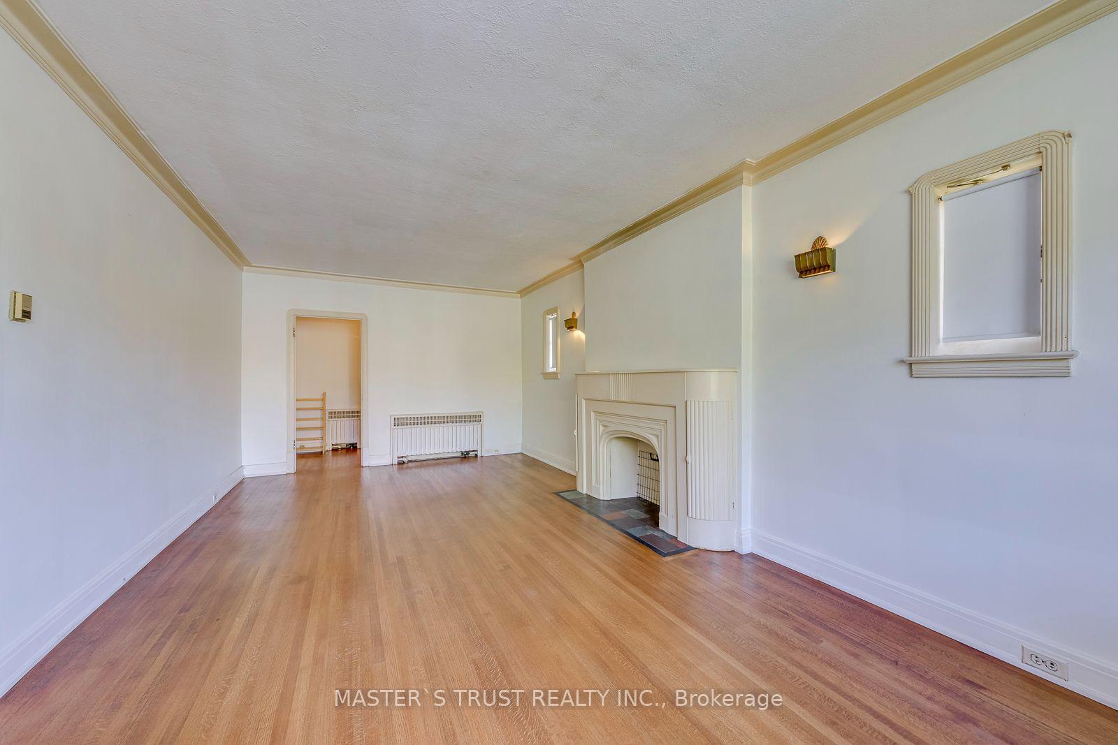 Photo 11 of 389 Lawrence Avenue W, Toronto, Bedford Park-Nortown — HOMEH