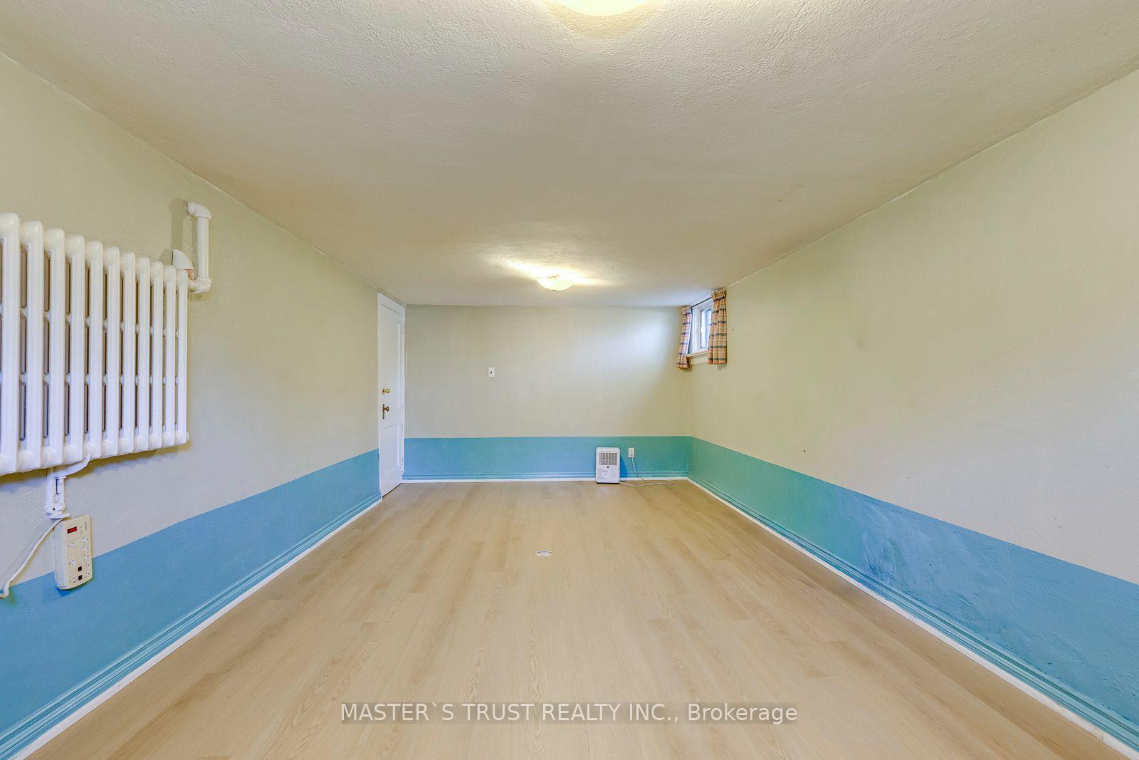 Photo 28 of 389 Lawrence Avenue W, Toronto, Bedford Park-Nortown — HOMEH