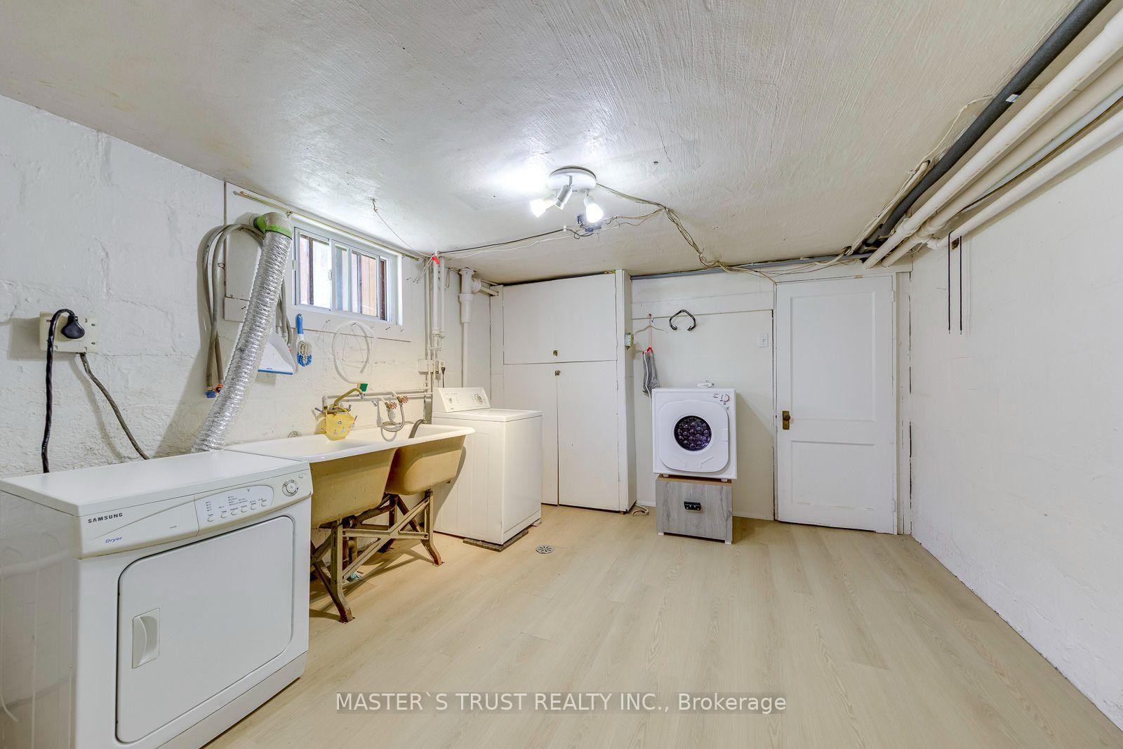 Photo 33 of 389 Lawrence Avenue W, Toronto, Bedford Park-Nortown — HOMEH