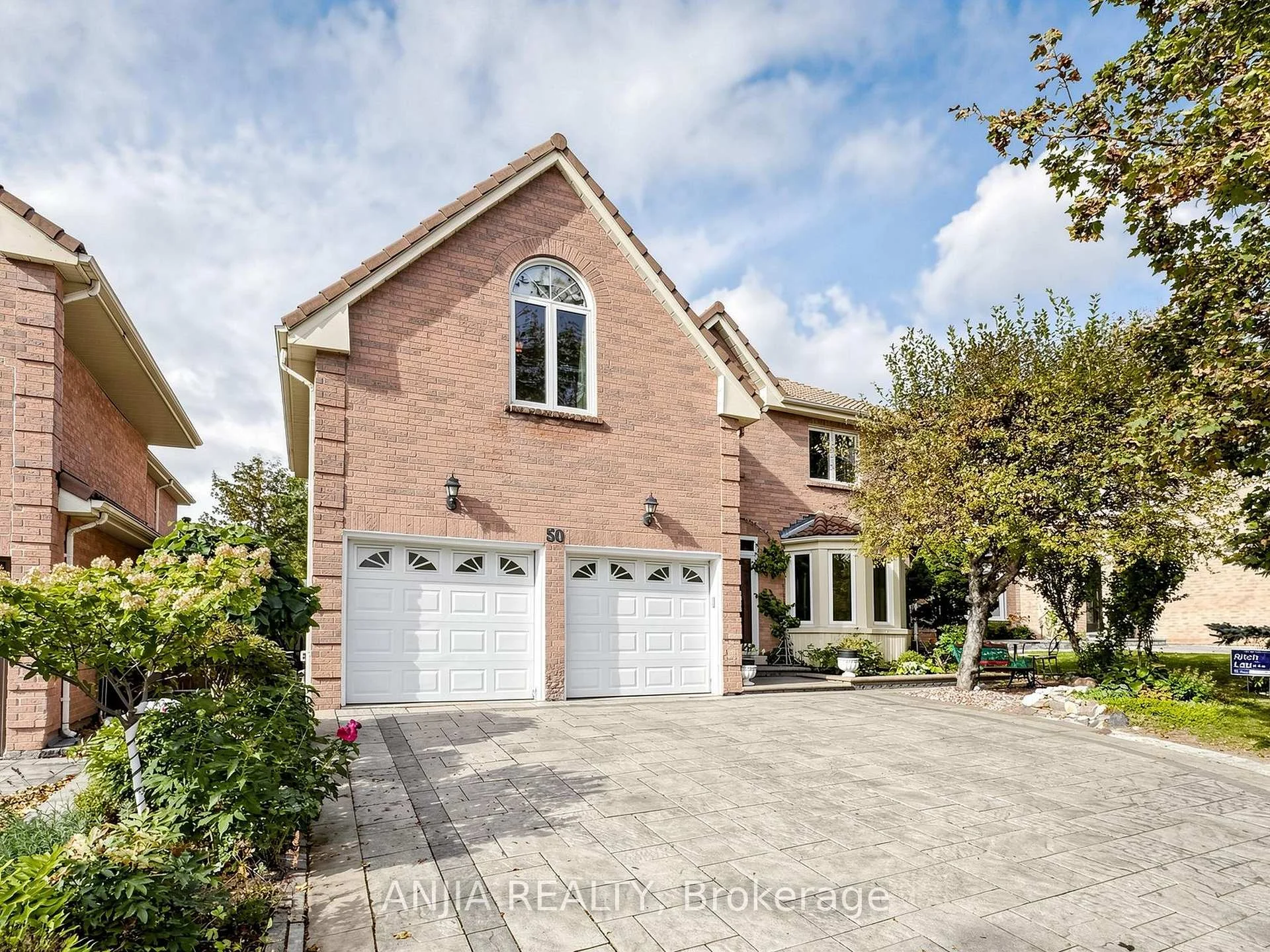Photo 3 of 50 Hollingham Road, Markham, Unionville — HOMEH