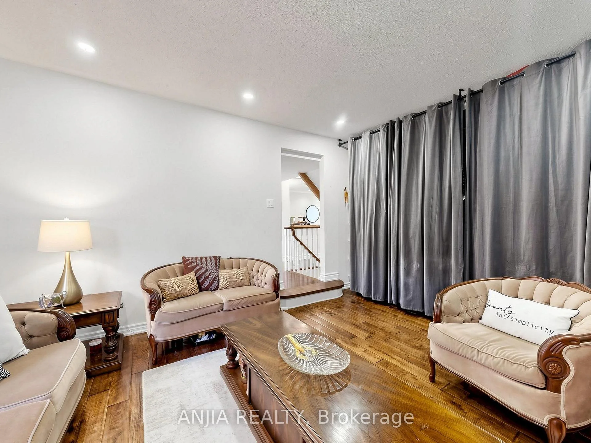 Photo 14 of 50 Hollingham Road, Markham, Unionville — HOMEH