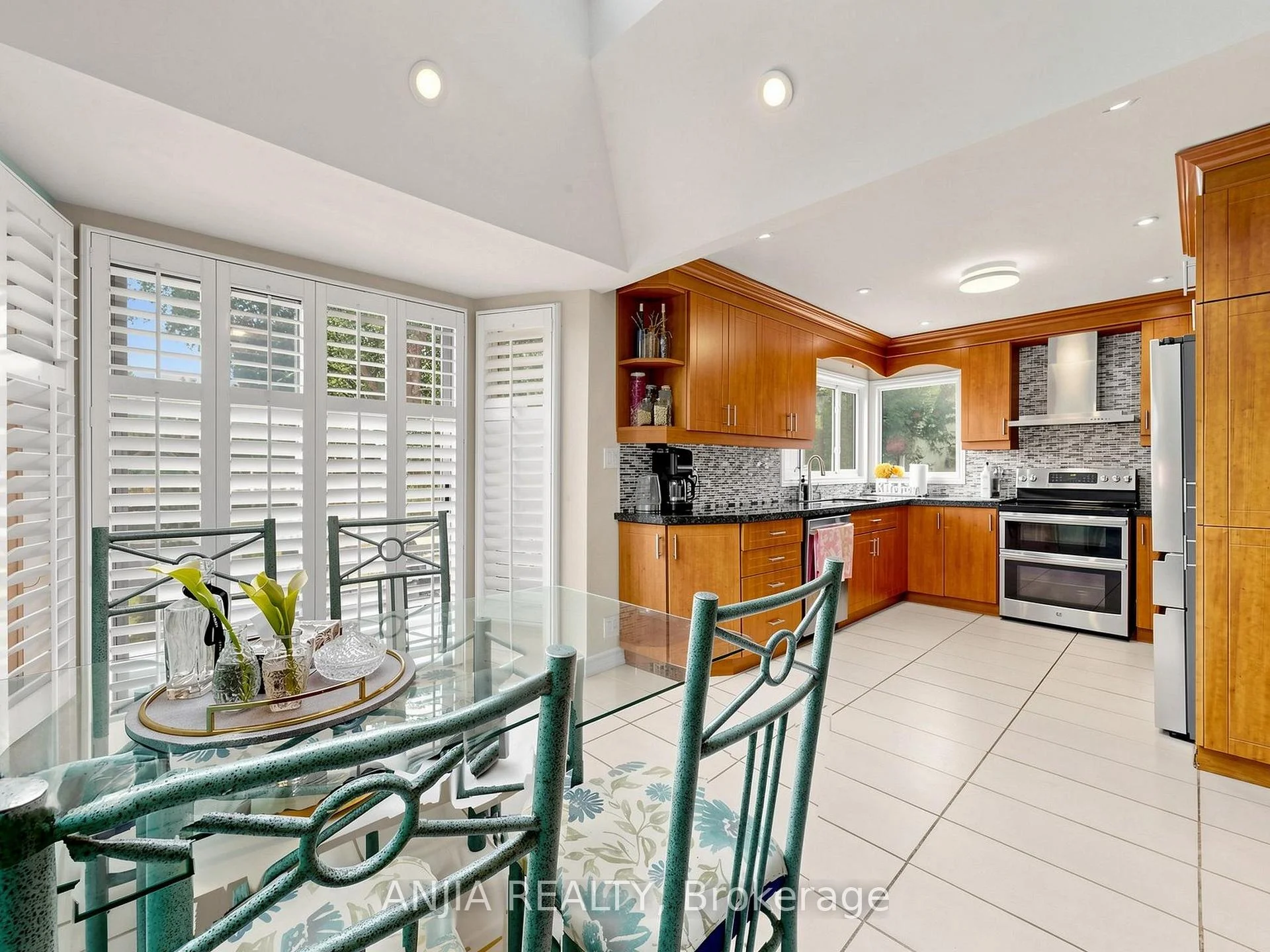 Photo 18 of 50 Hollingham Road, Markham, Unionville — HOMEH