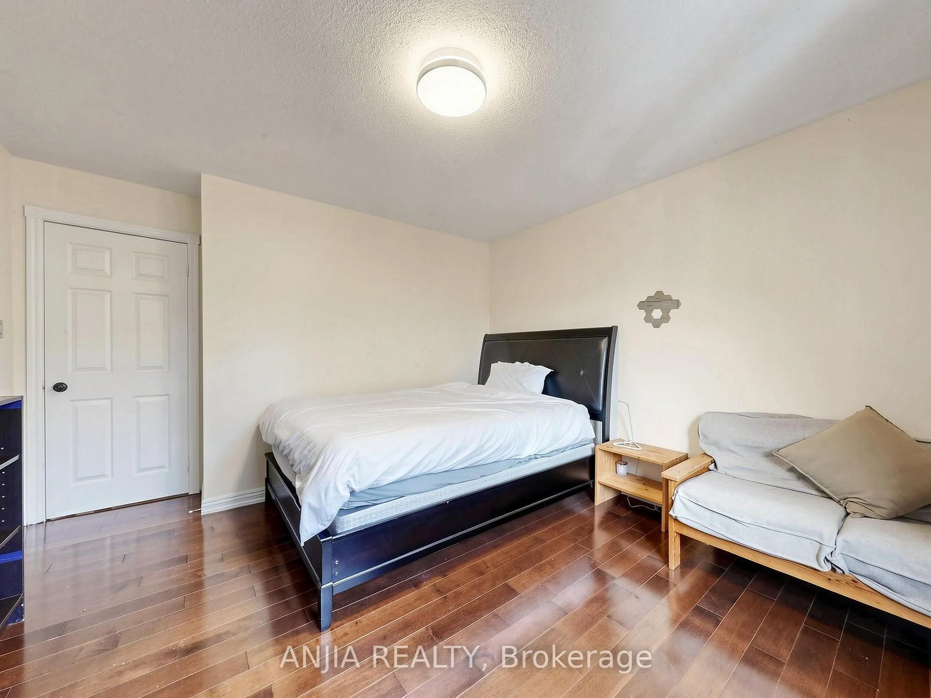 Photo 28 of 50 Hollingham Road, Markham, Unionville — HOMEH