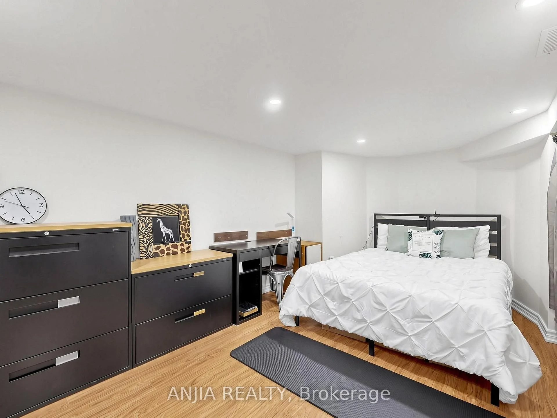 Photo 38 of 50 Hollingham Road, Markham, Unionville — HOMEH