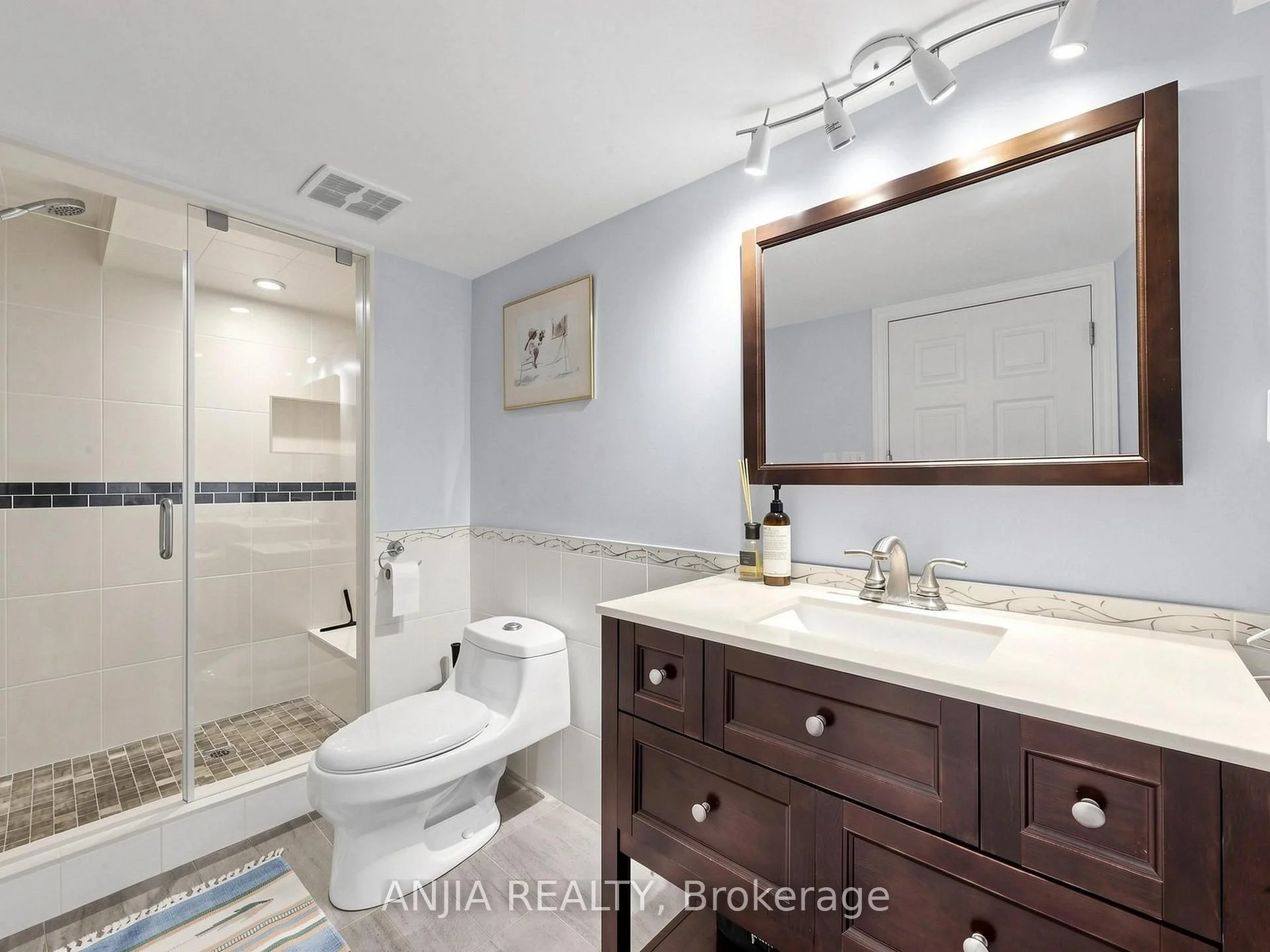 Photo 39 of 50 Hollingham Road, Markham, Unionville — HOMEH