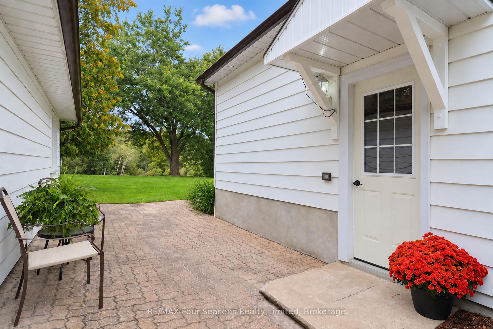 Photo 26 of 12 Lavender Hill Road, Clearview, Rural Clearview — HOMEH