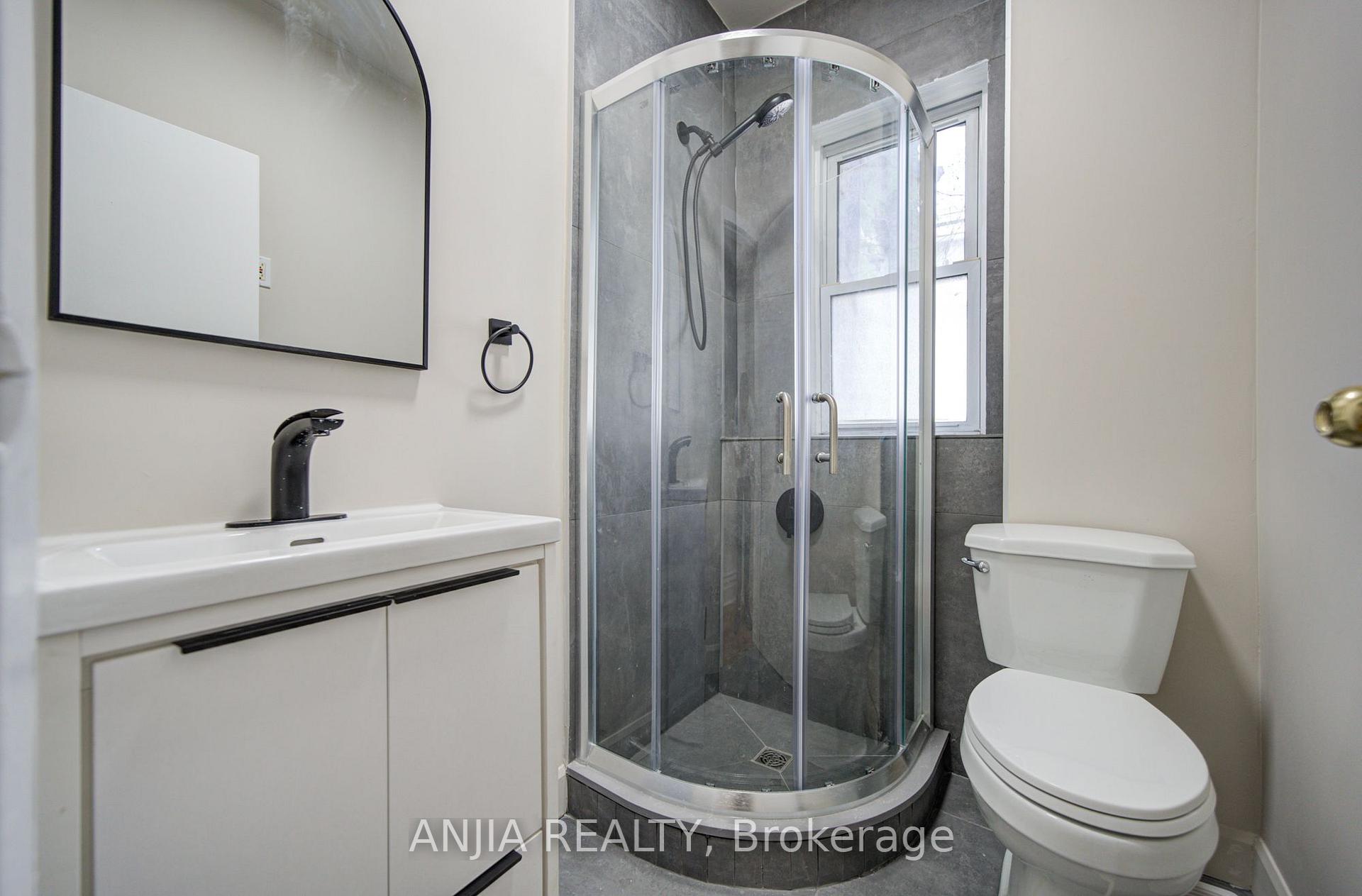 Photo 5 of 1063 Dufferin Street, Toronto, Dovercourt-Wallace Emerson-Junction — HOMEH
