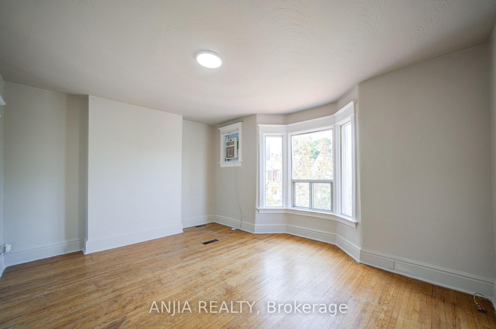 Photo 9 of 1063 Dufferin Street, Toronto, Dovercourt-Wallace Emerson-Junction — HOMEH