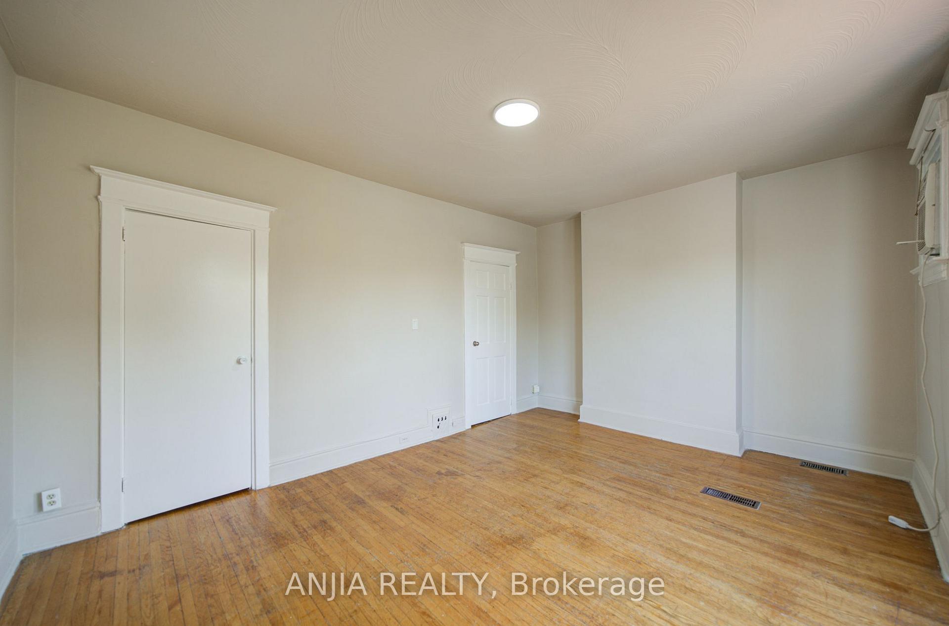 Photo 10 of 1063 Dufferin Street, Toronto, Dovercourt-Wallace Emerson-Junction — HOMEH