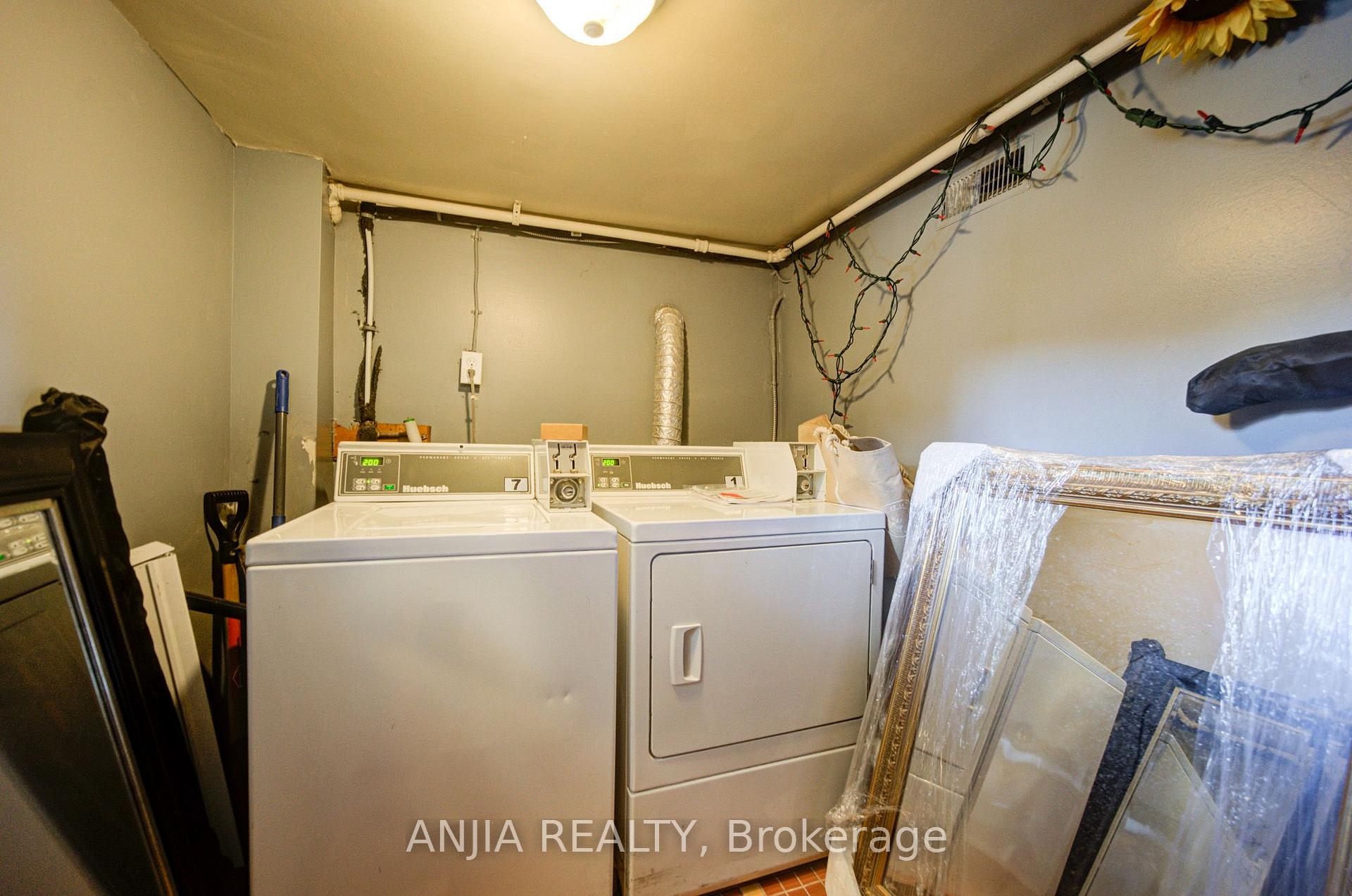 Photo 12 of 1063 Dufferin Street, Toronto, Dovercourt-Wallace Emerson-Junction — HOMEH
