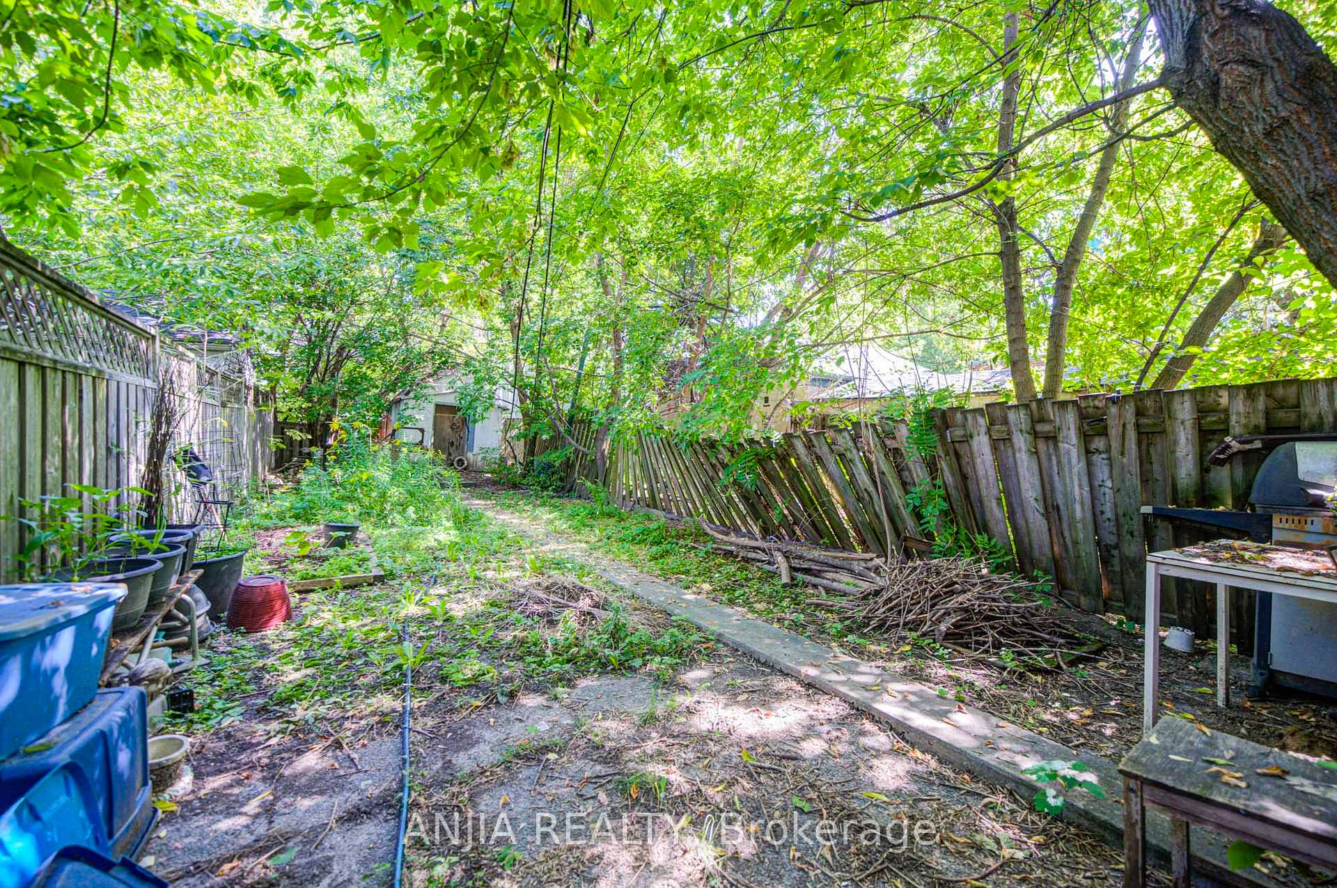 Photo 15 of 1063 Dufferin Street, Toronto, Dovercourt-Wallace Emerson-Junction — HOMEH