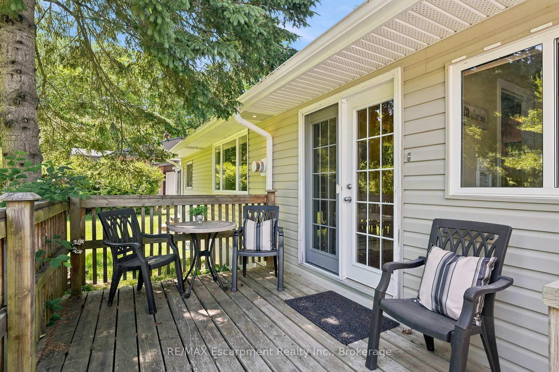 Photo 5 of 16 Hiawatha Road, Tiny, Rural Tiny — HOMEH