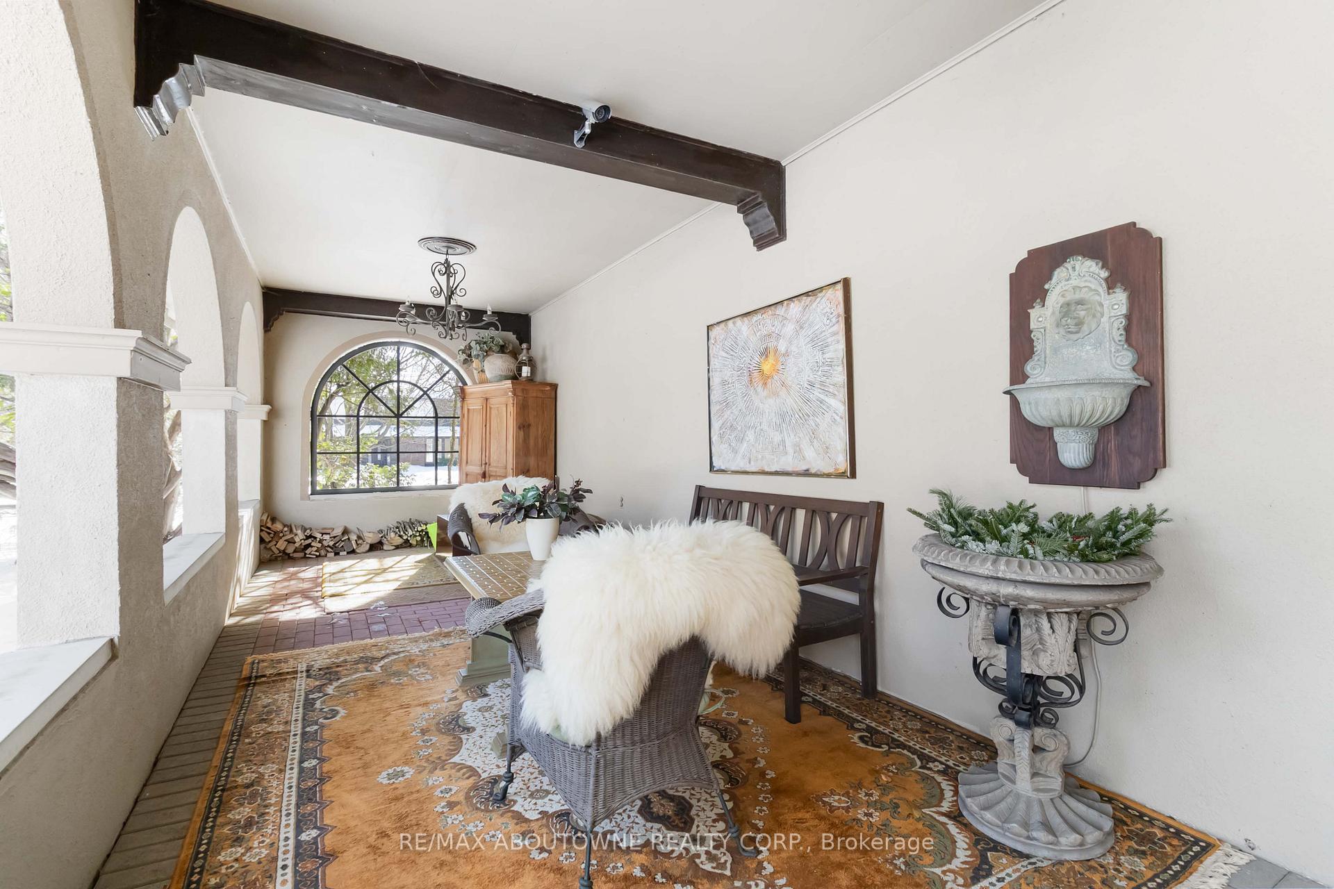 Photo 6 of 150 Cairncroft Road, Oakville, Morrison — HOMEH
