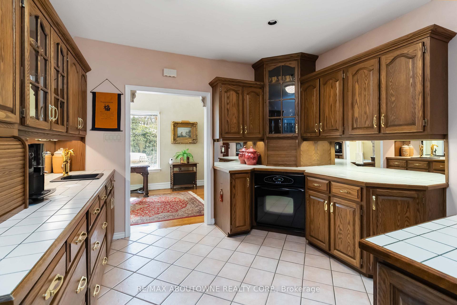 Photo 14 of 150 Cairncroft Road, Oakville, Morrison — HOMEH