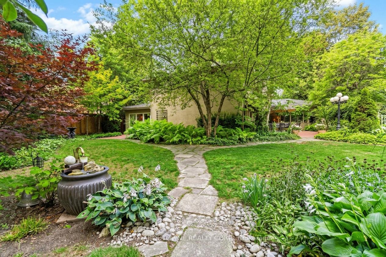 Photo 39 of 150 Cairncroft Road, Oakville, Morrison — HOMEH