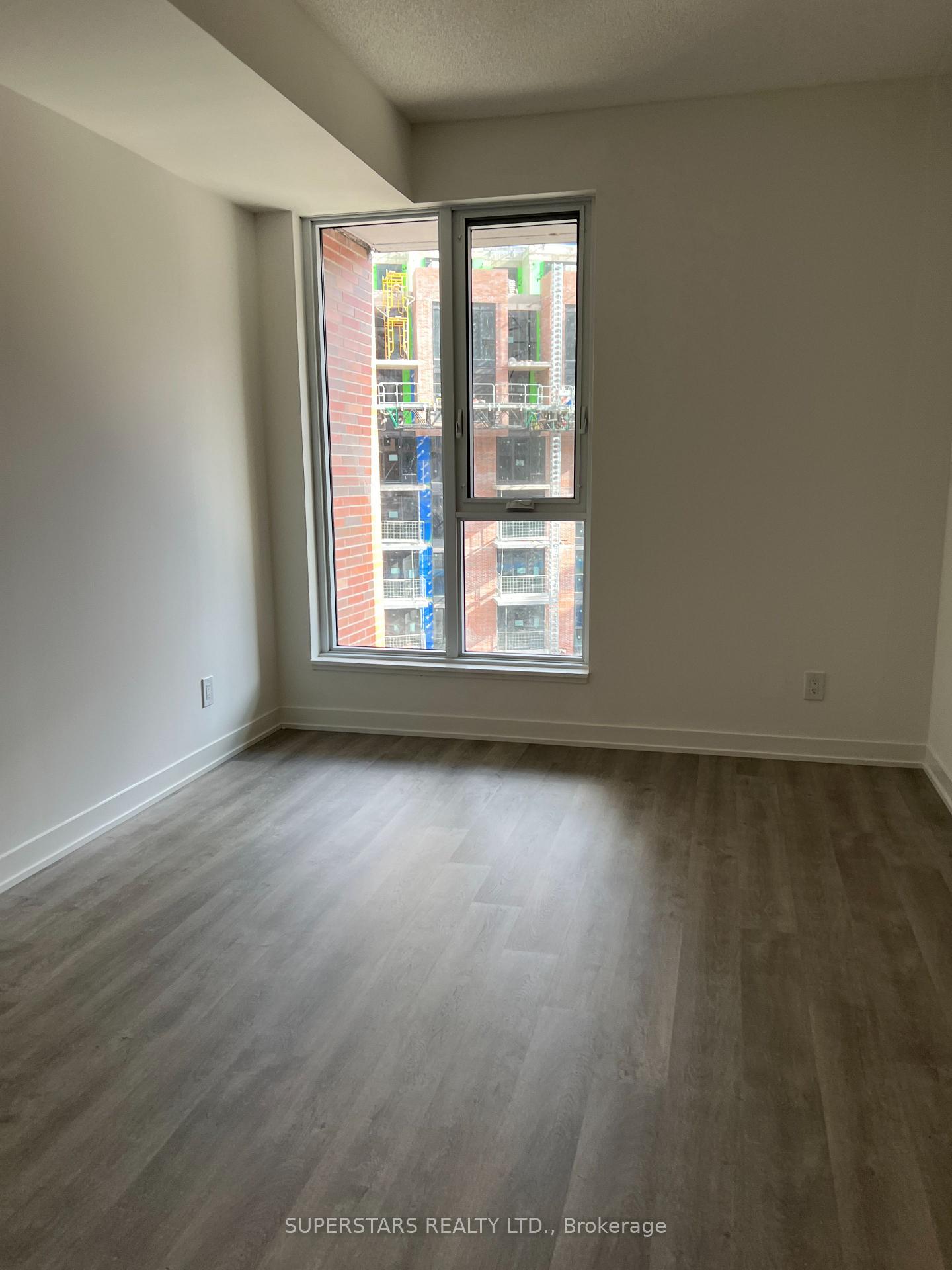 Photo 10 of Unit 833, 8119 Birchmount Road, Markham, Unionville — HOMEH
