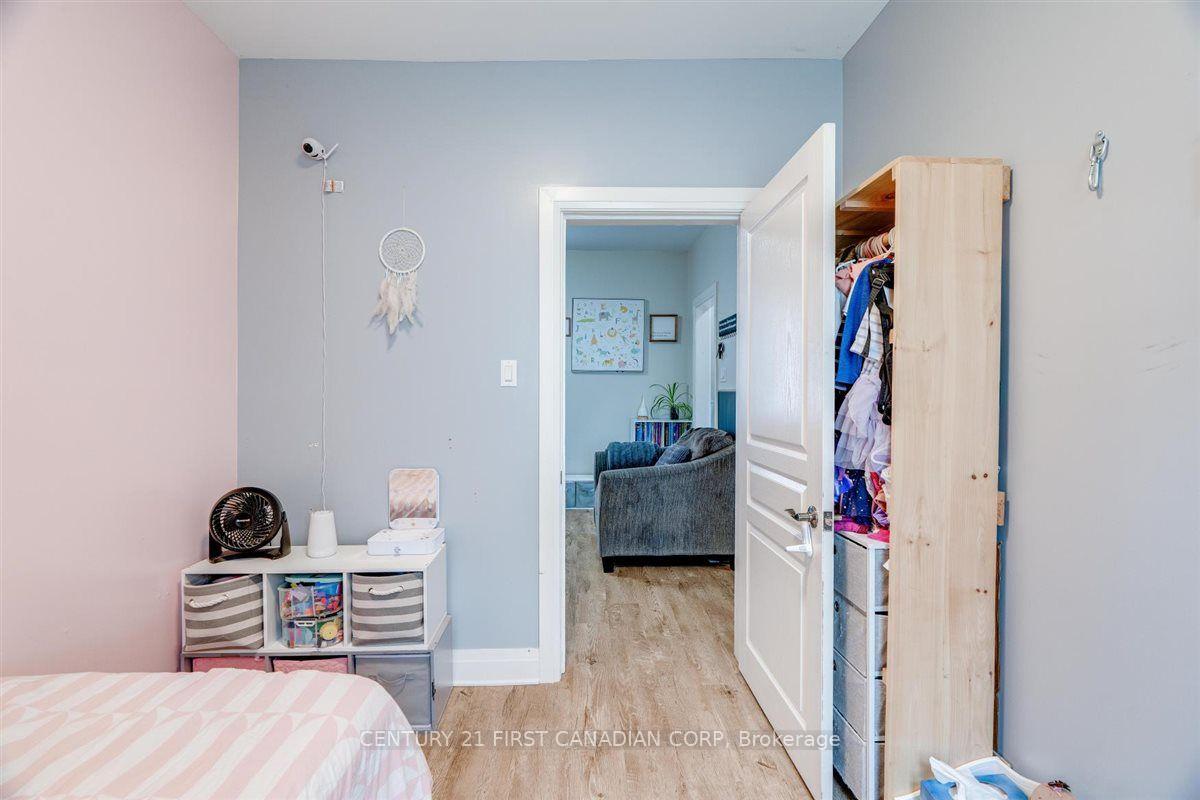 Photo 10 of 1025 King Street, London, East M — HOMEH