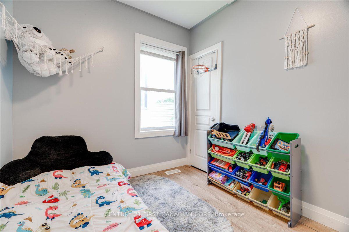 Photo 26 of 1025 King Street, London, East M — HOMEH