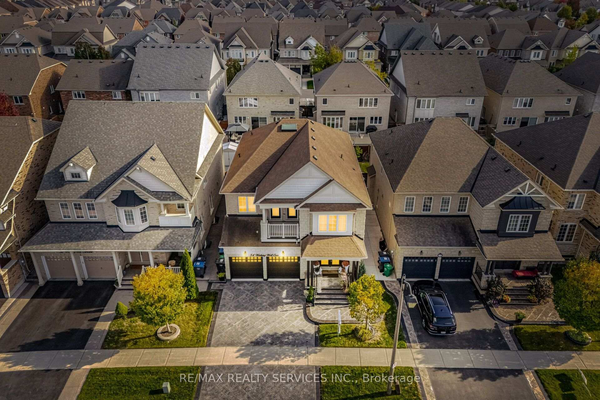 Photo 4 of 54 Wishing Well Crescent, Caledon, Rural Caledon — HOMEH
