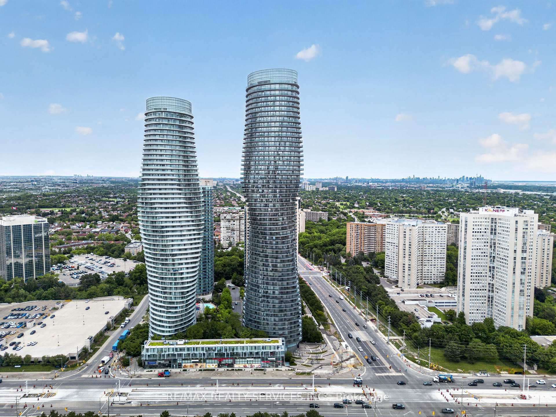 Photo 2 of Unit 4403, 60 Absolute Avenue, Mississauga, City Centre — HOMEH