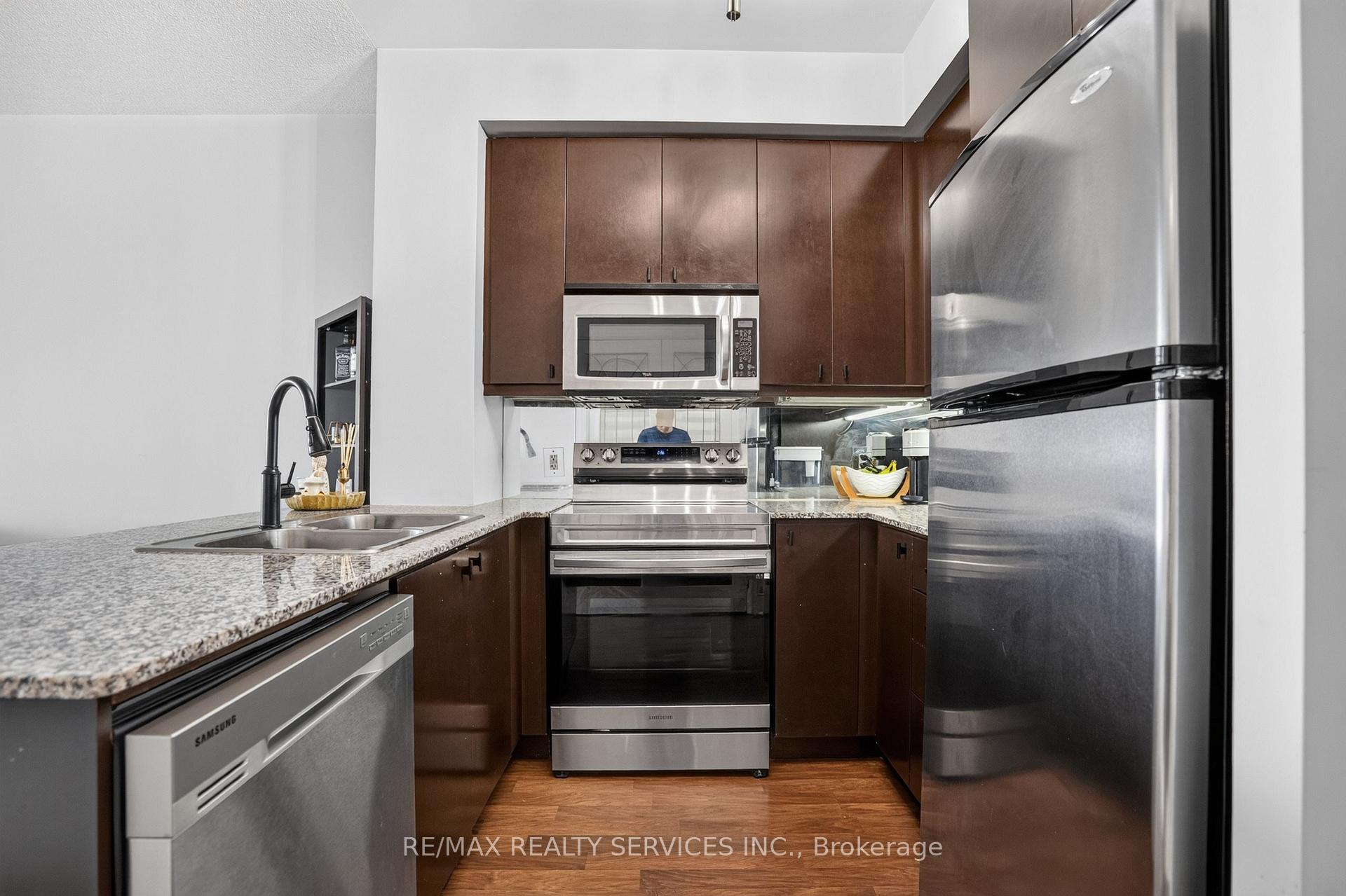 Photo 14 of Unit 4403, 60 Absolute Avenue, Mississauga, City Centre — HOMEH