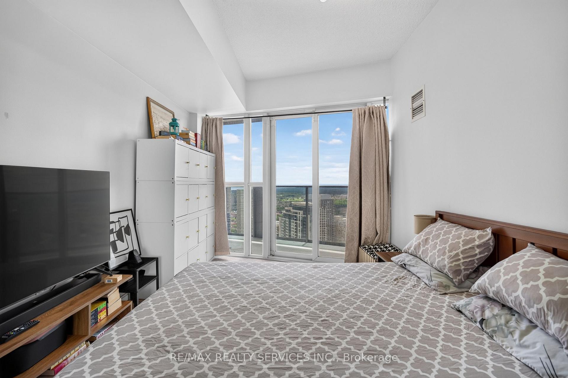 Photo 23 of Unit 4403, 60 Absolute Avenue, Mississauga, City Centre — HOMEH