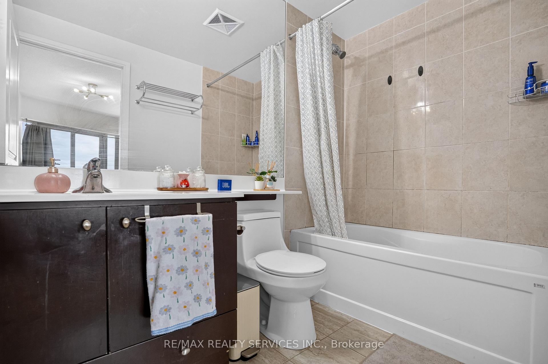 Photo 27 of Unit 4403, 60 Absolute Avenue, Mississauga, City Centre — HOMEH