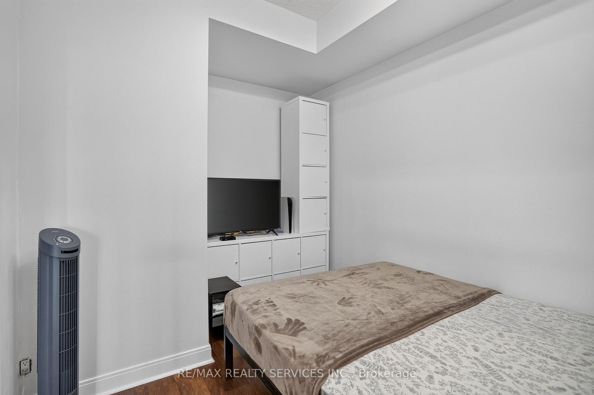 Photo 30 of Unit 4403, 60 Absolute Avenue, Mississauga, City Centre — HOMEH
