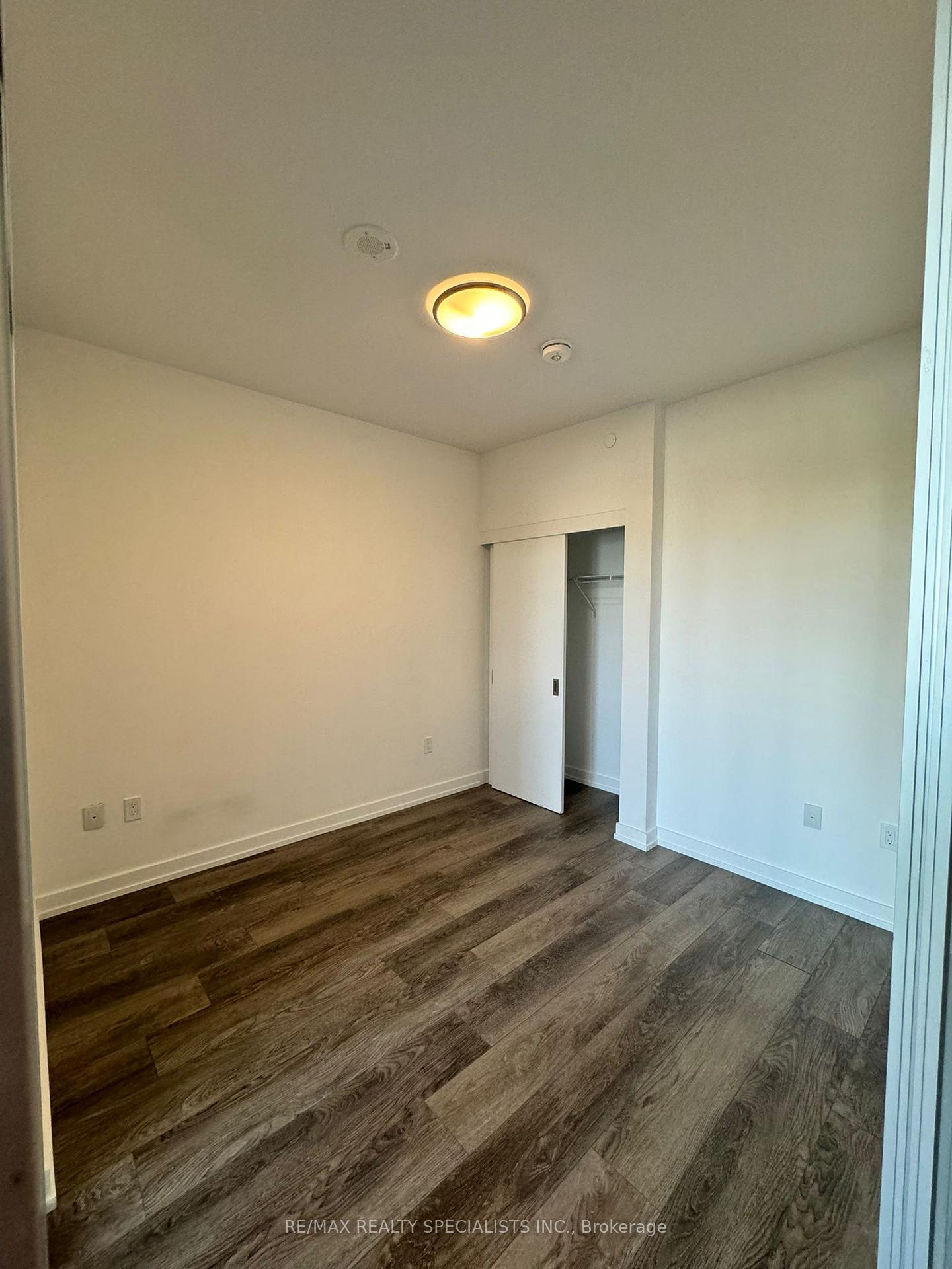 Photo 8 of Unit 405, 15 Wellington Street, Waterloo, KW Hospital — HOMEH