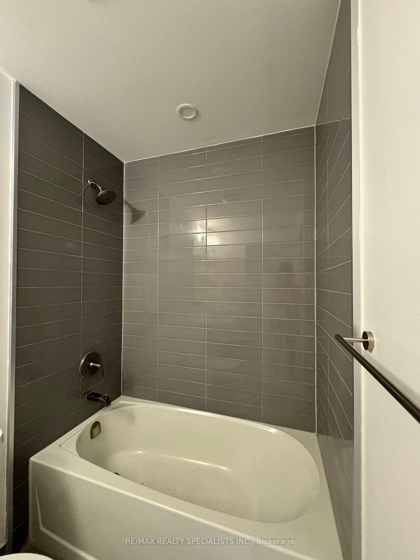Photo 11 of Unit 405, 15 Wellington Street, Waterloo, KW Hospital — HOMEH