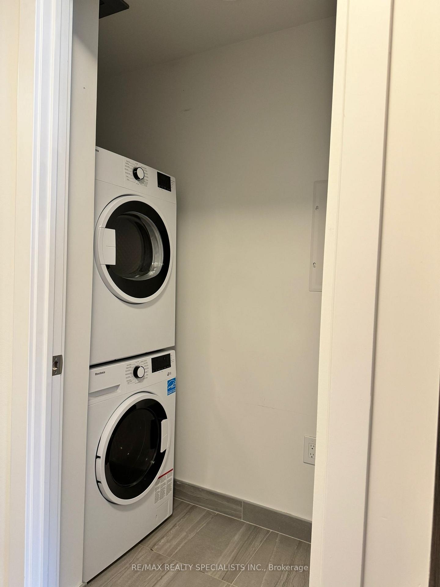 Photo 12 of Unit 405, 15 Wellington Street, Waterloo, KW Hospital — HOMEH