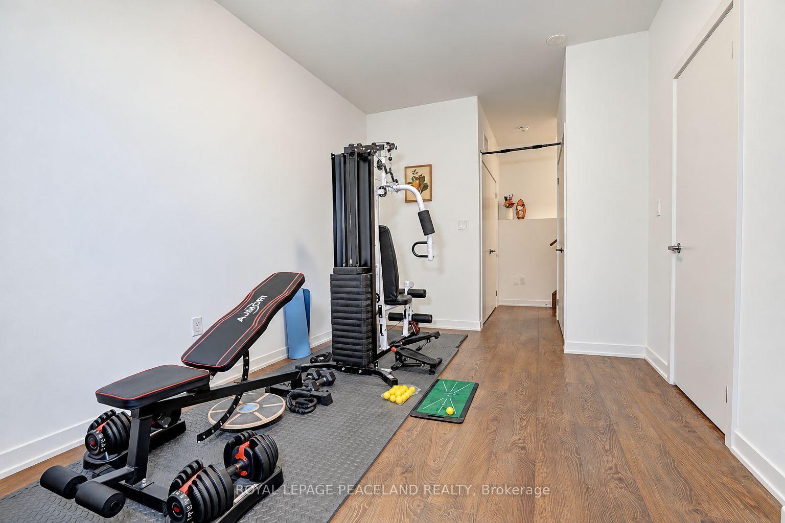 Photo 50 of 127 Green Gardens Boulevard, Toronto, Englemount-Lawrence — HOMEH