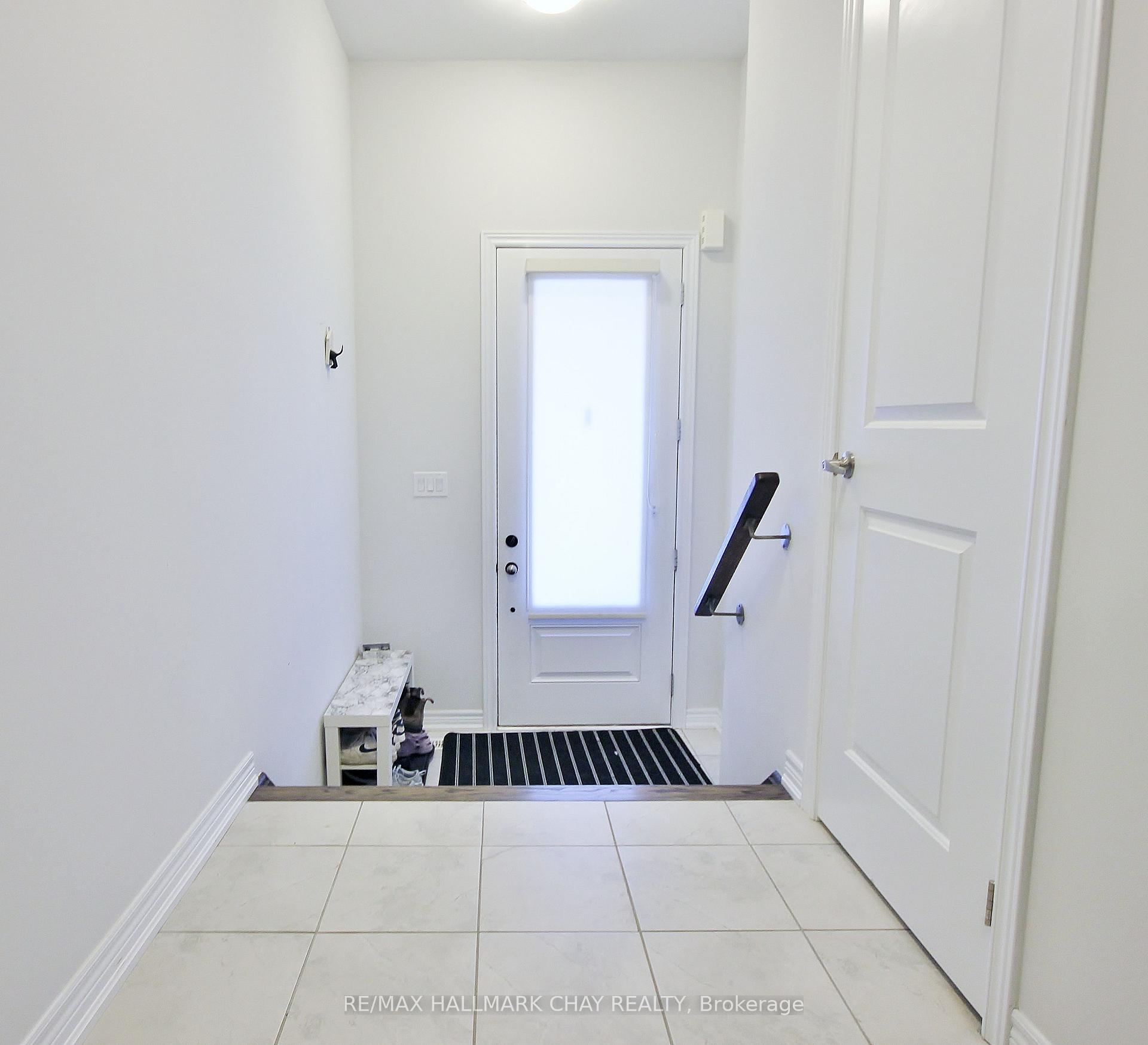 Photo 2 of 1319 Lawson Street, Innisfil, Alcona — HOMEH