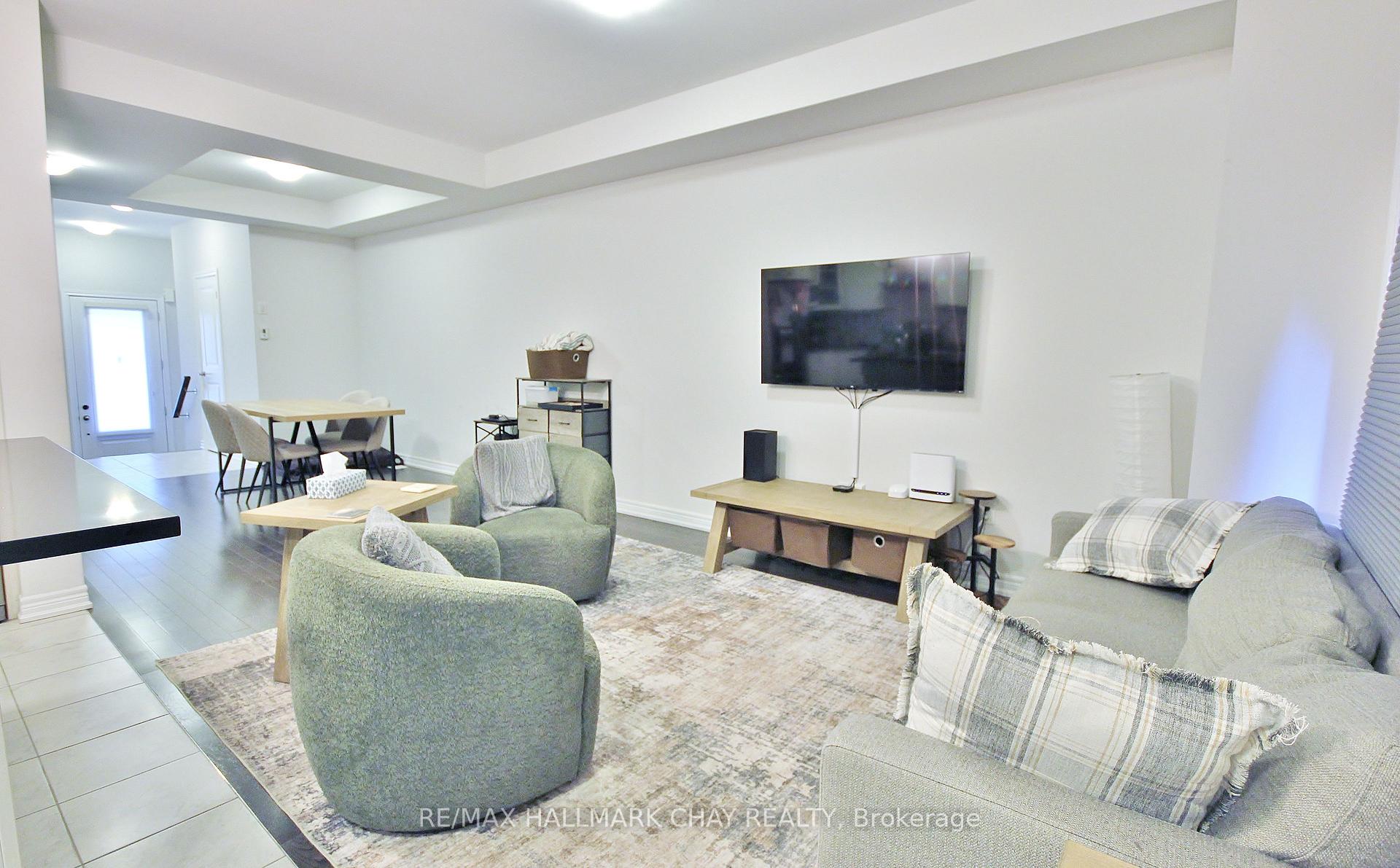 Photo 7 of 1319 Lawson Street, Innisfil, Alcona — HOMEH