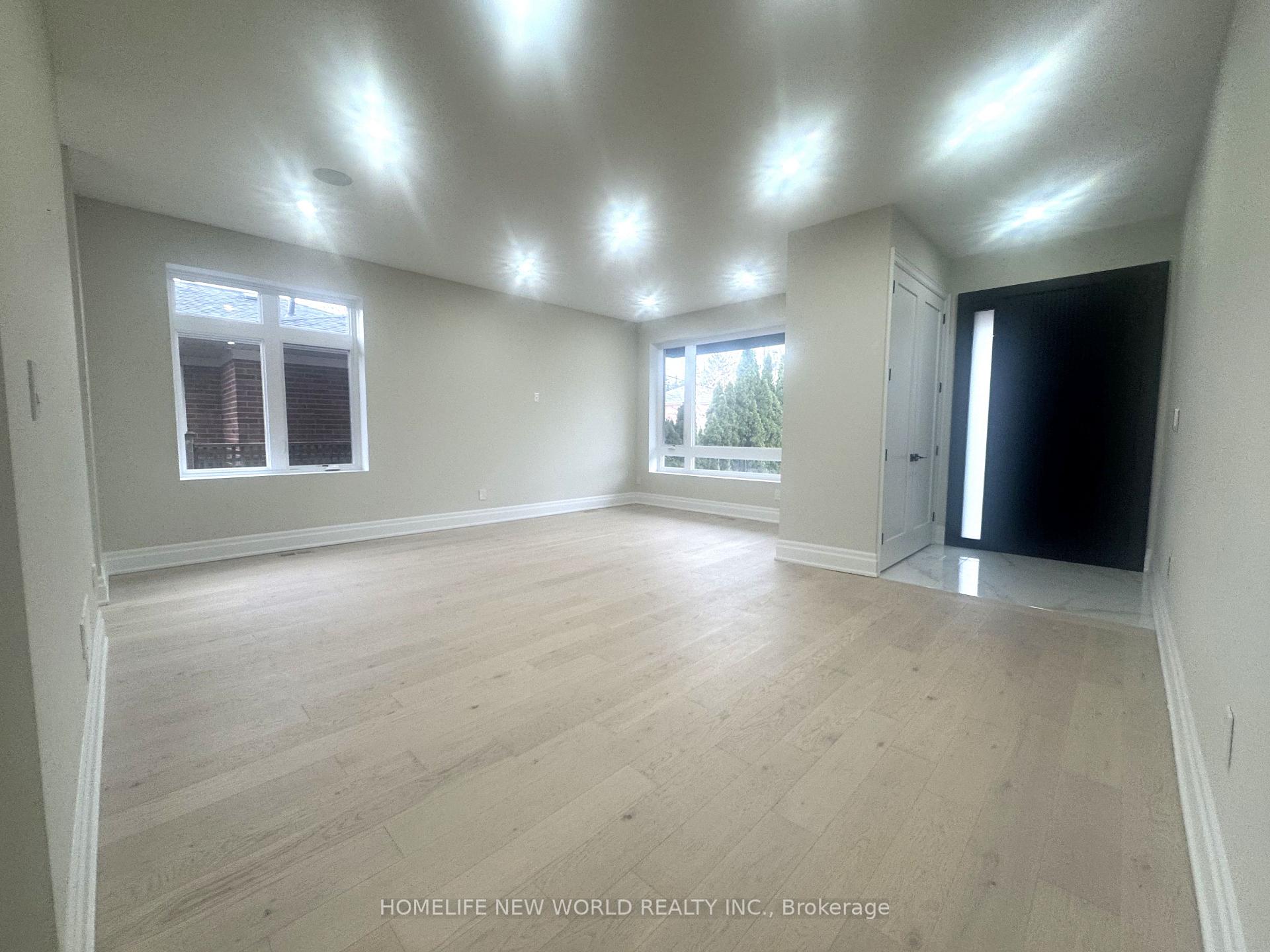 Photo 17 of 150 Viewmount Avenue, Toronto, Englemount-Lawrence — HOMEH